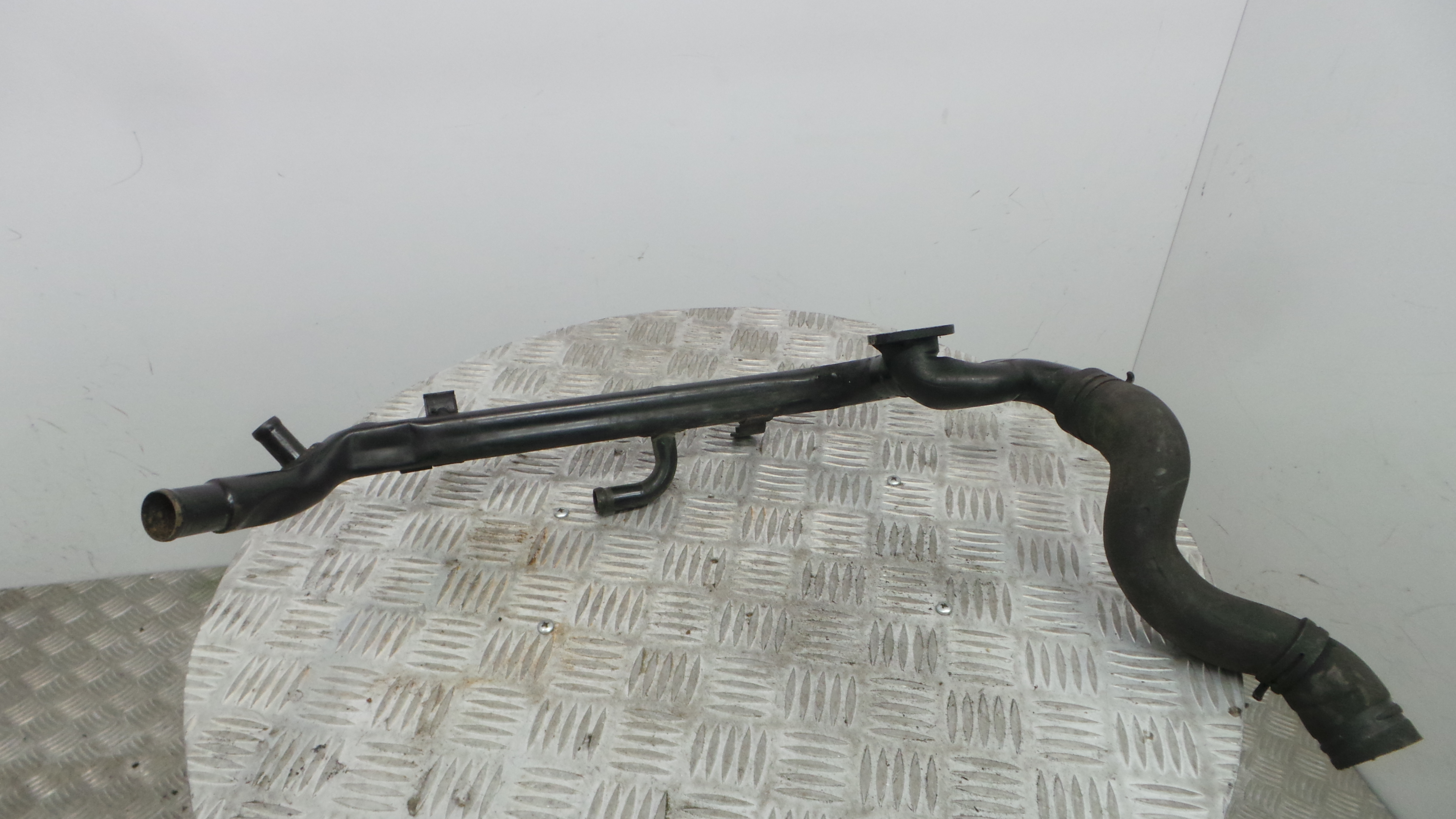 Tubo da Água 55195737 - OPEL ASTRA H (A04)-33629957