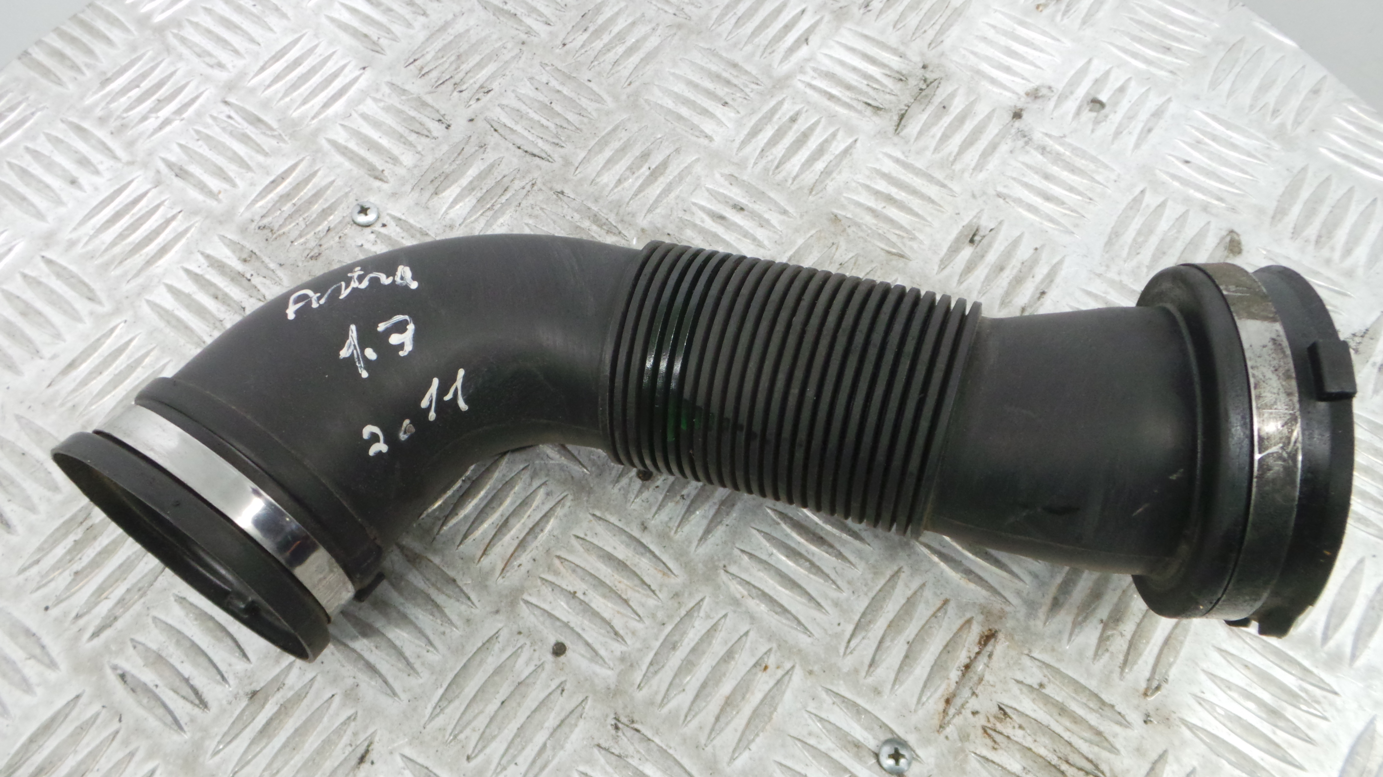 Tubo Caixa Filtro Ar 13254633 - OPEL ASTRA J (P10)-33630016