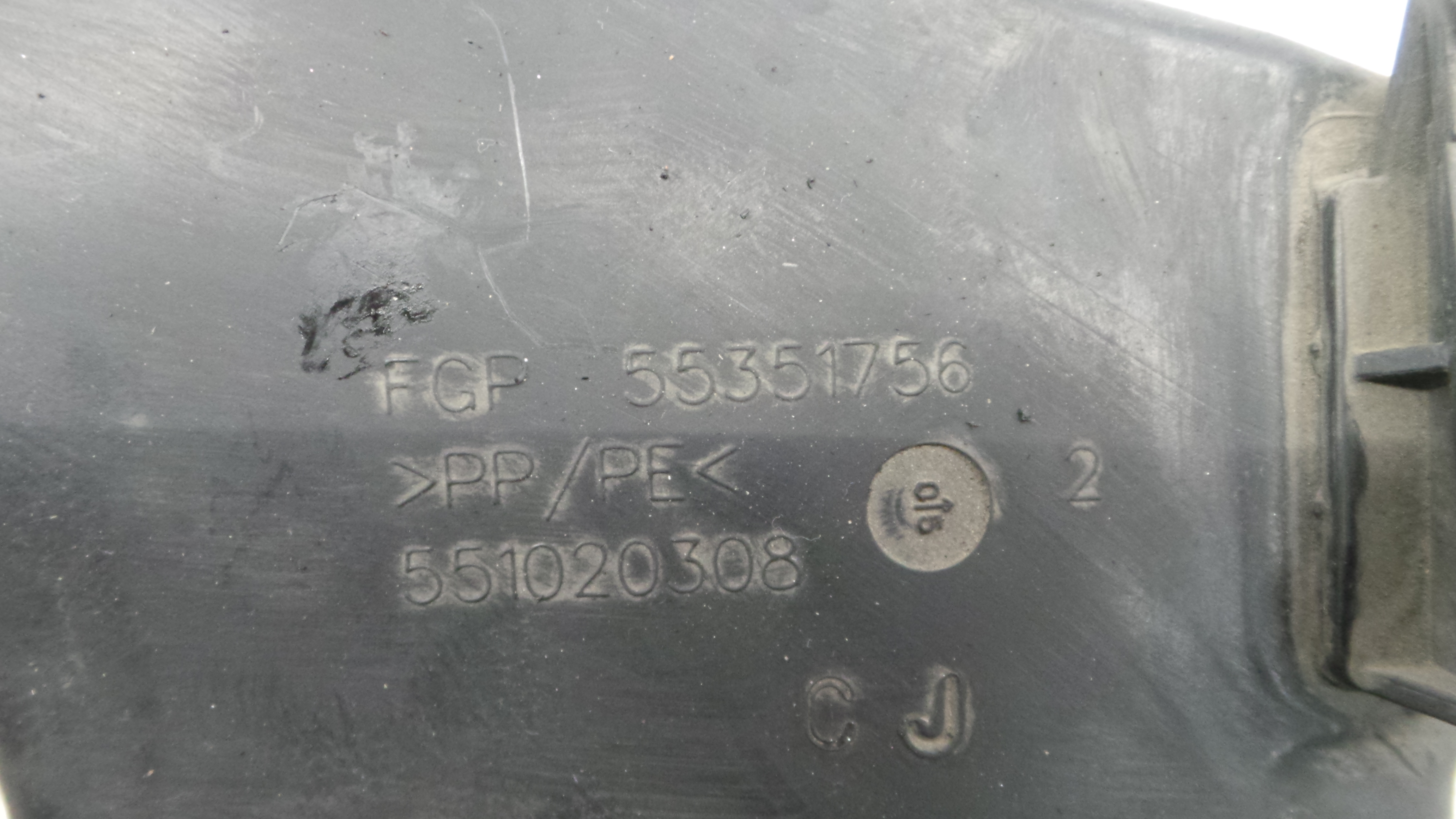 Tubo Caixa Filtro Ar 55351756 - OPEL ASTRA H (A04)-33630019