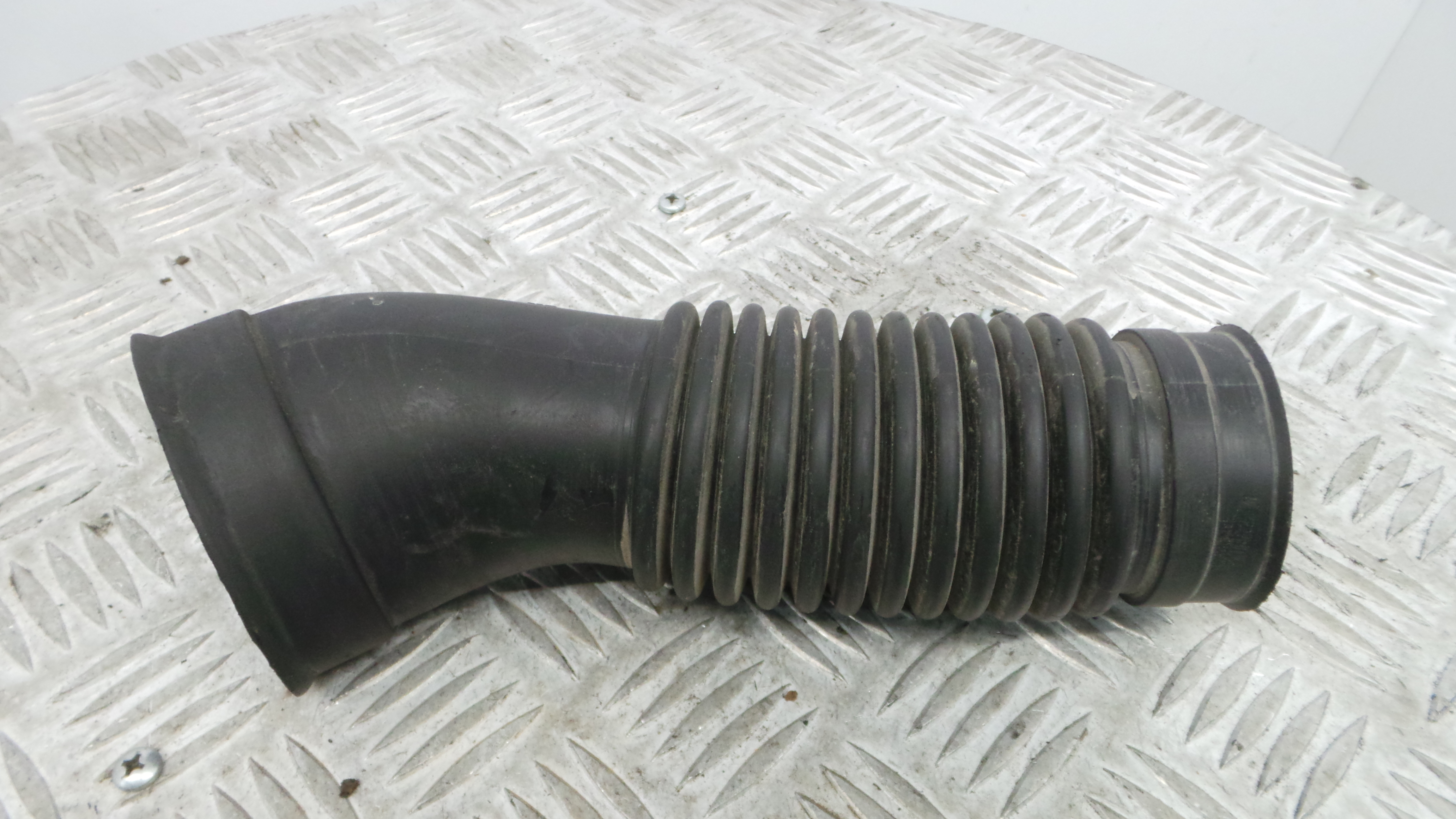 Tubo Caixa Filtro Ar 55557183 - OPEL CORSA D (S07)-33630035