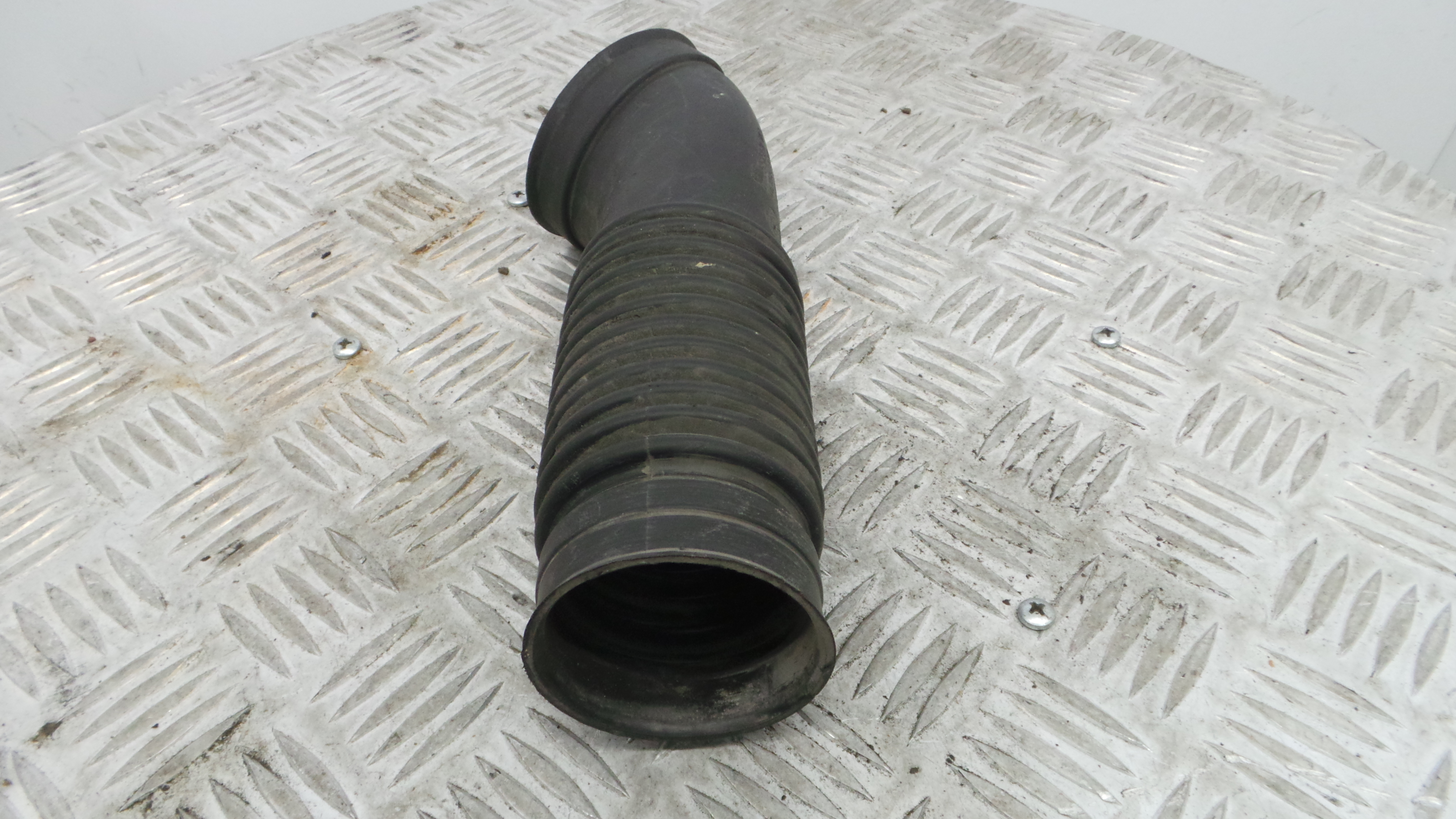 Tubo Caixa Filtro Ar 55557183 - OPEL CORSA D (S07)-33630035