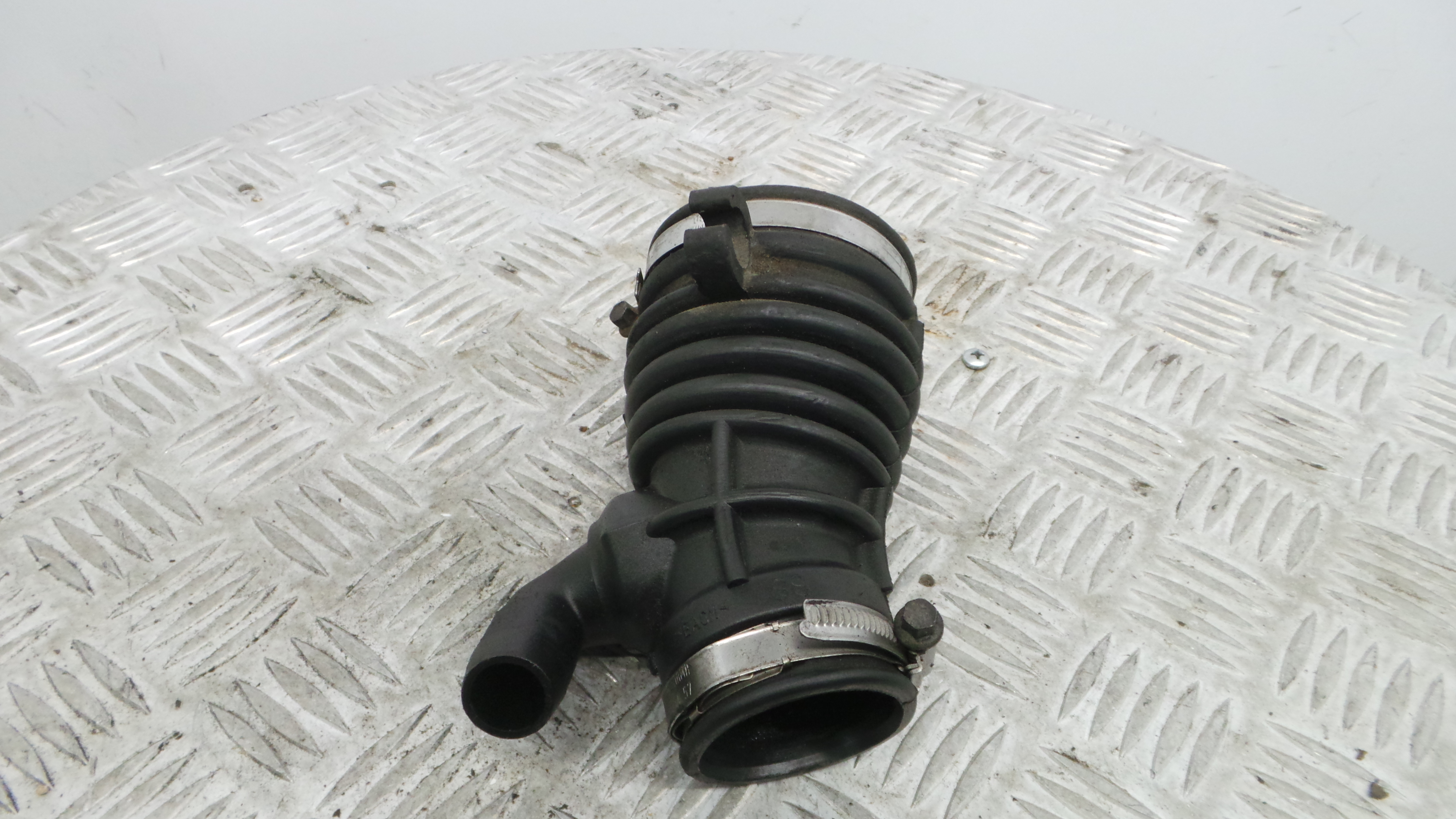 Tubo Intercooler 90272133 - OPEL OMEGA B (V94)-33630046