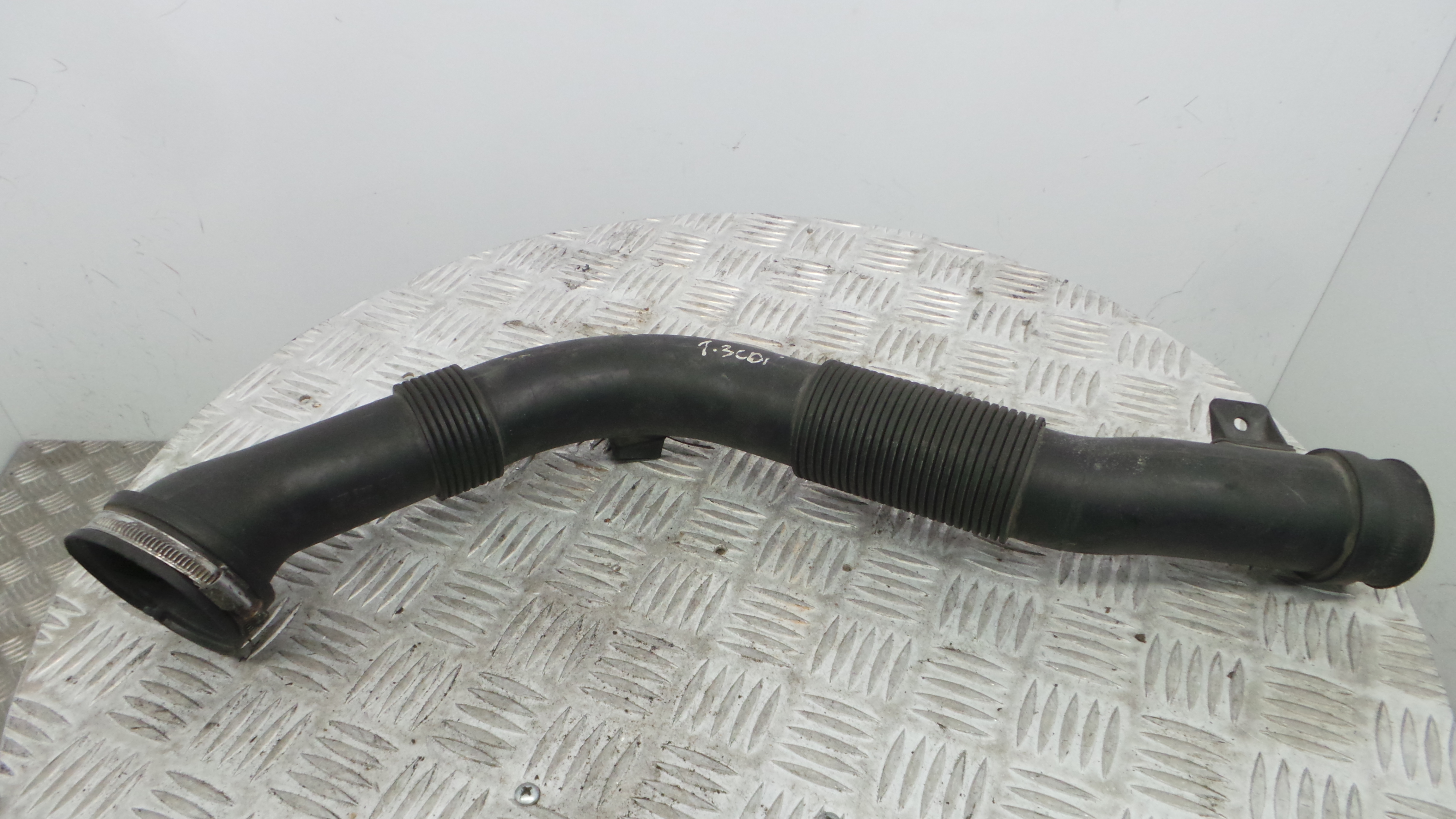 Tubo Caixa Filtro Ar 55557413 - OPEL CORSA D (S07)-33630066