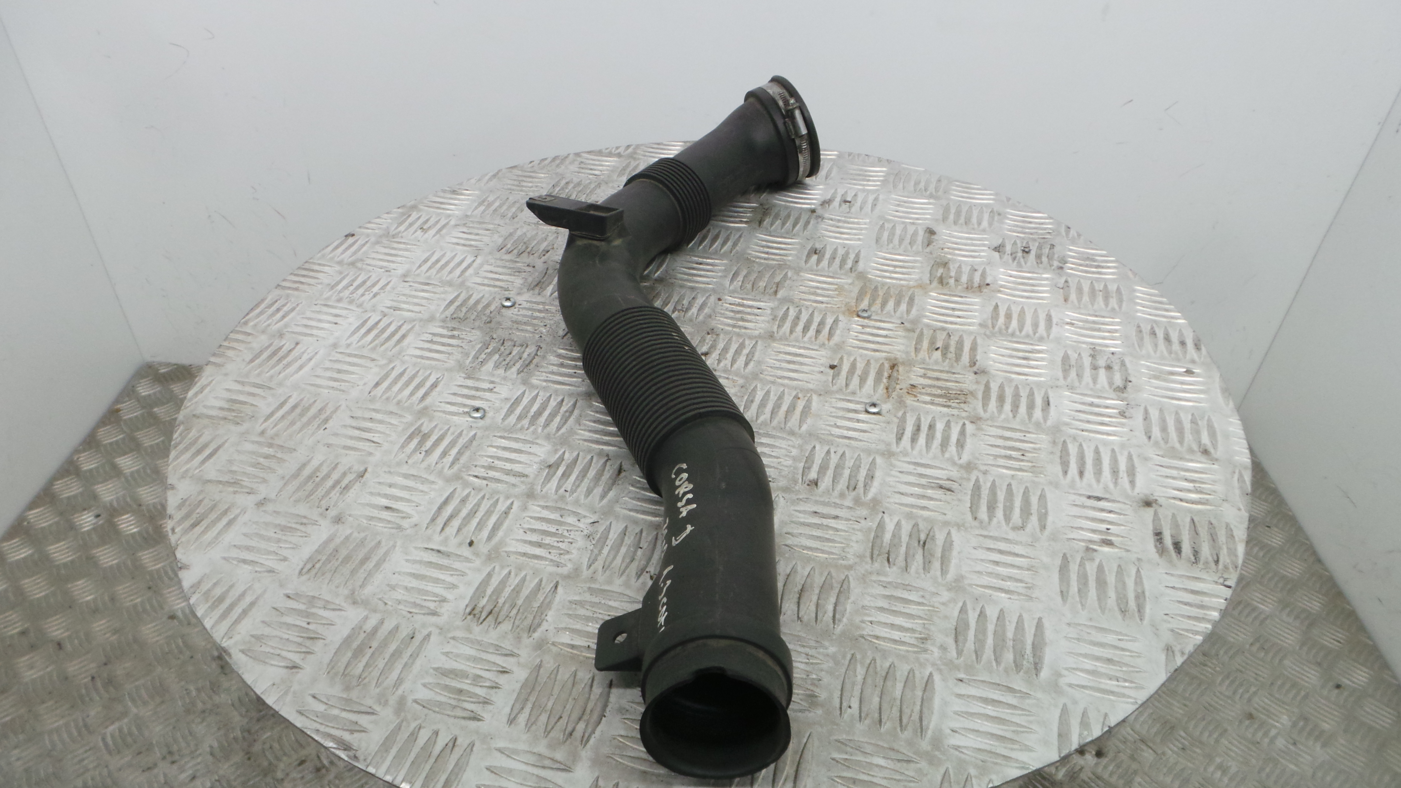 Tubo Caixa Filtro Ar 55557413 - OPEL CORSA D (S07)-33630091