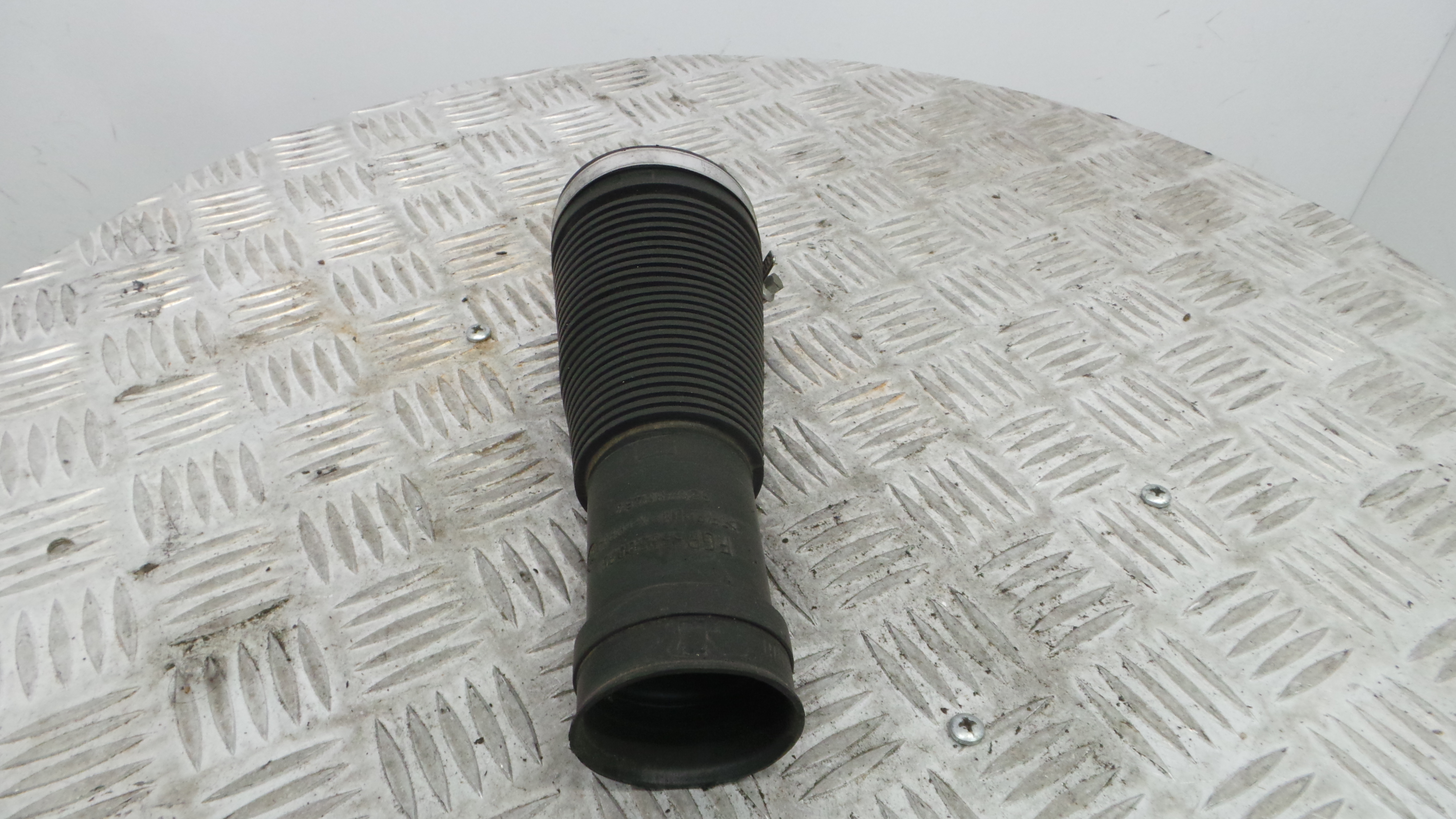 Tubo Caixa Filtro Ar 55350895 - OPEL ASTRA H (A04)-33630136