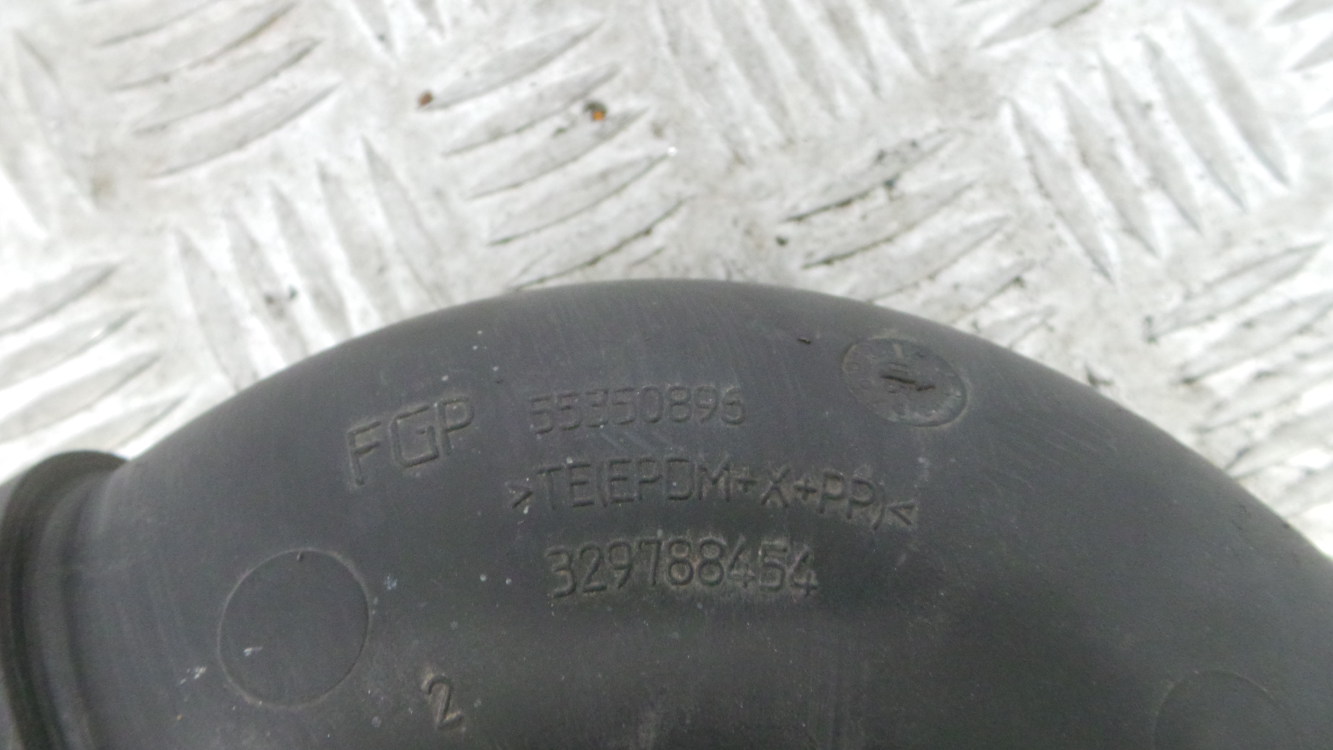 Tubo Caixa Filtro Ar 55350896 - OPEL ASTRA H (A04)-33630143