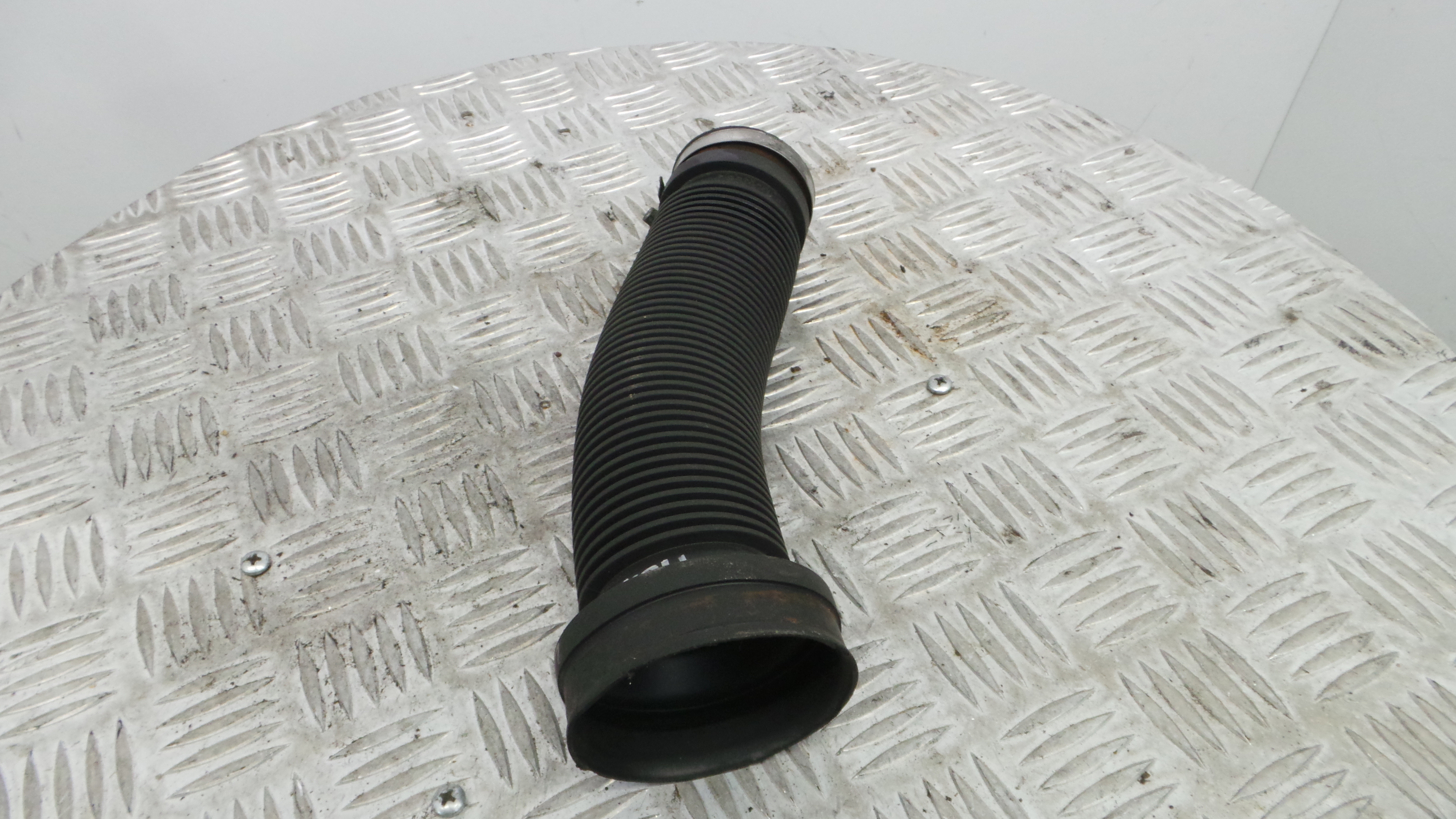 Tubo Caixa Filtro Ar 13105267 - OPEL MERIVA A Veículo multiuso (X03)-33630150