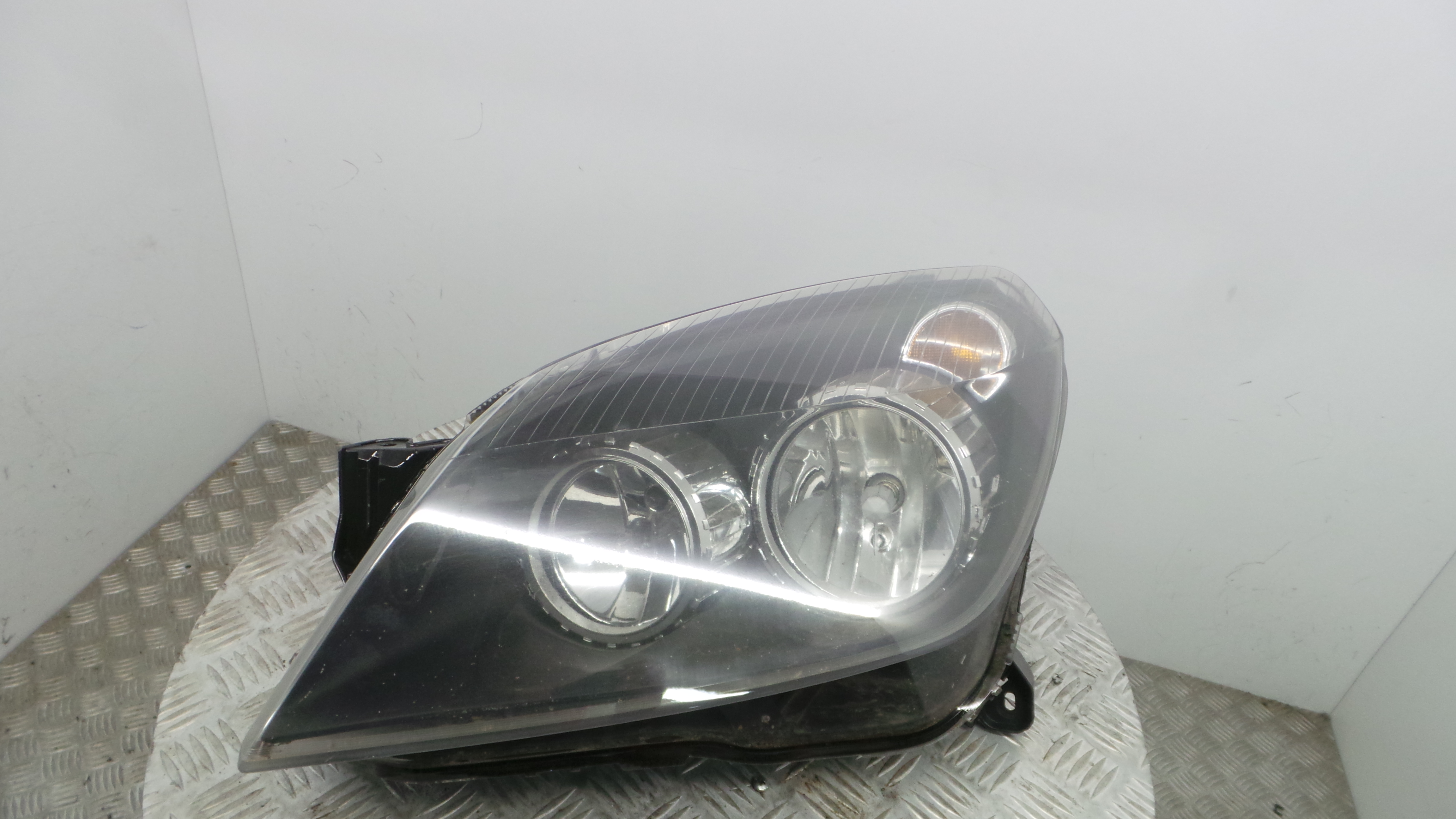 Ótica Esq 084421140L - OPEL ASTRA H (A04)-33630356