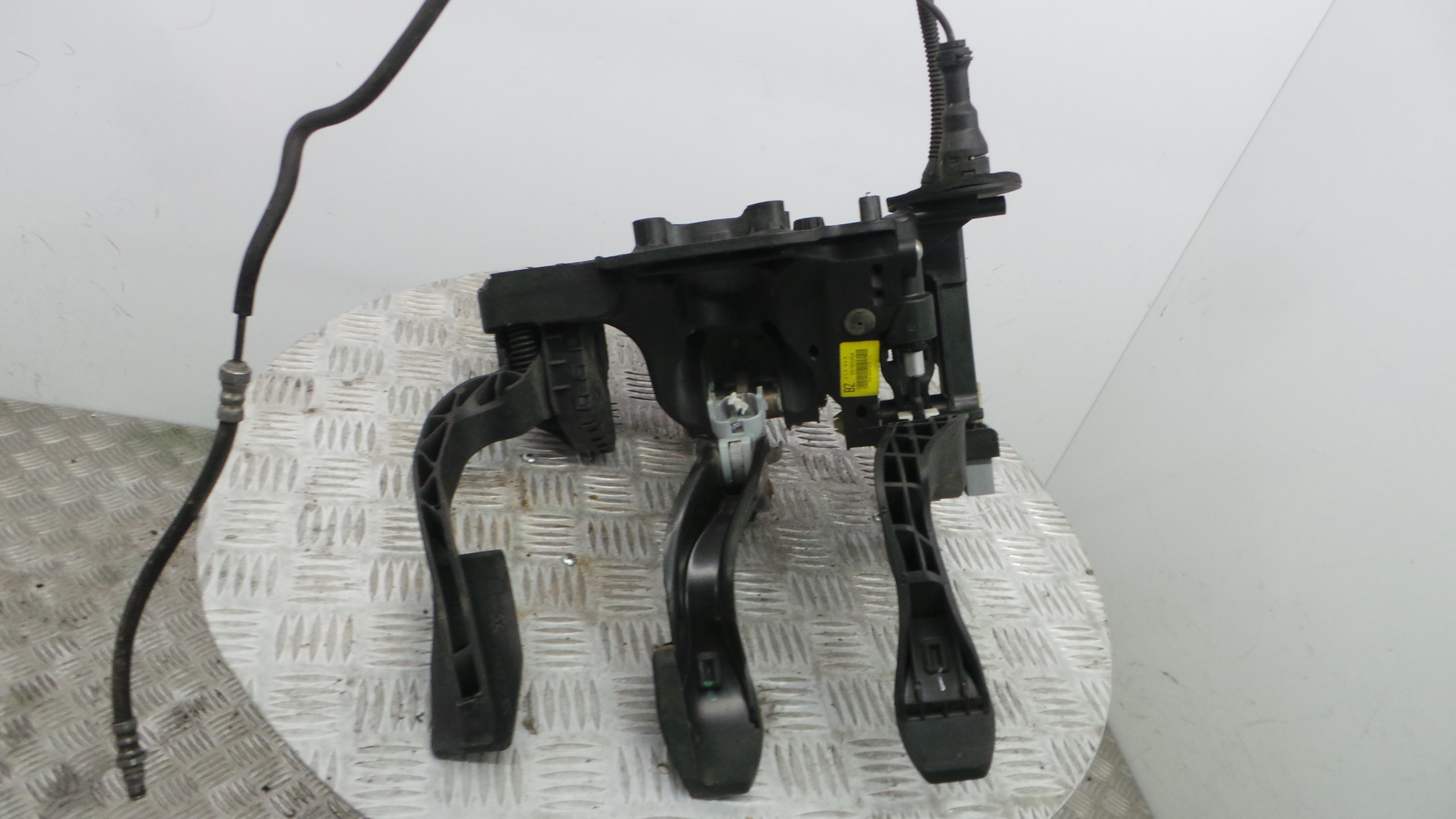 Pedal do Travão 55703354 - OPEL CORSA D (S07)-33630361