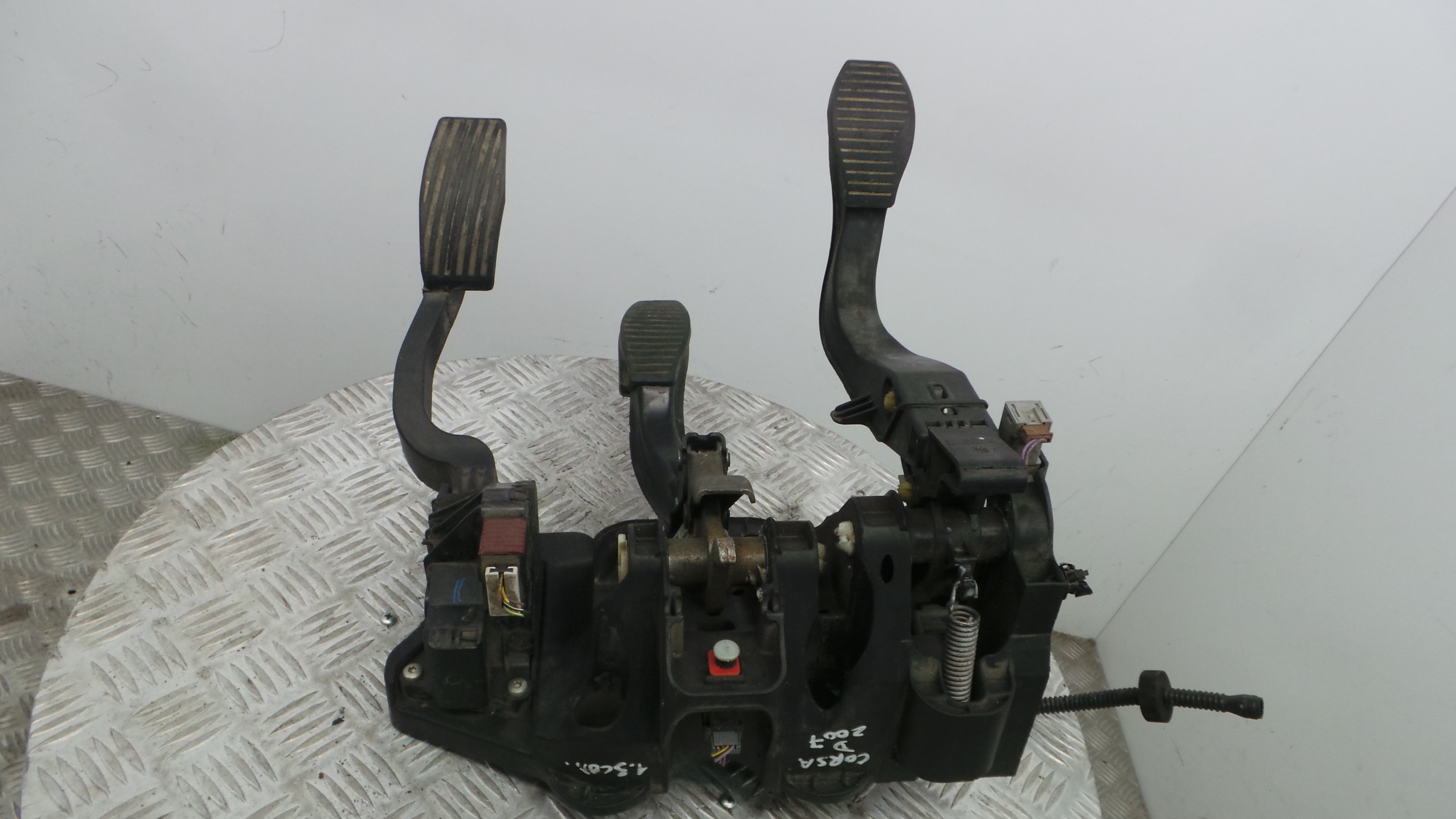 Pedal do Travão 55703354 - OPEL CORSA D (S07)-33630381