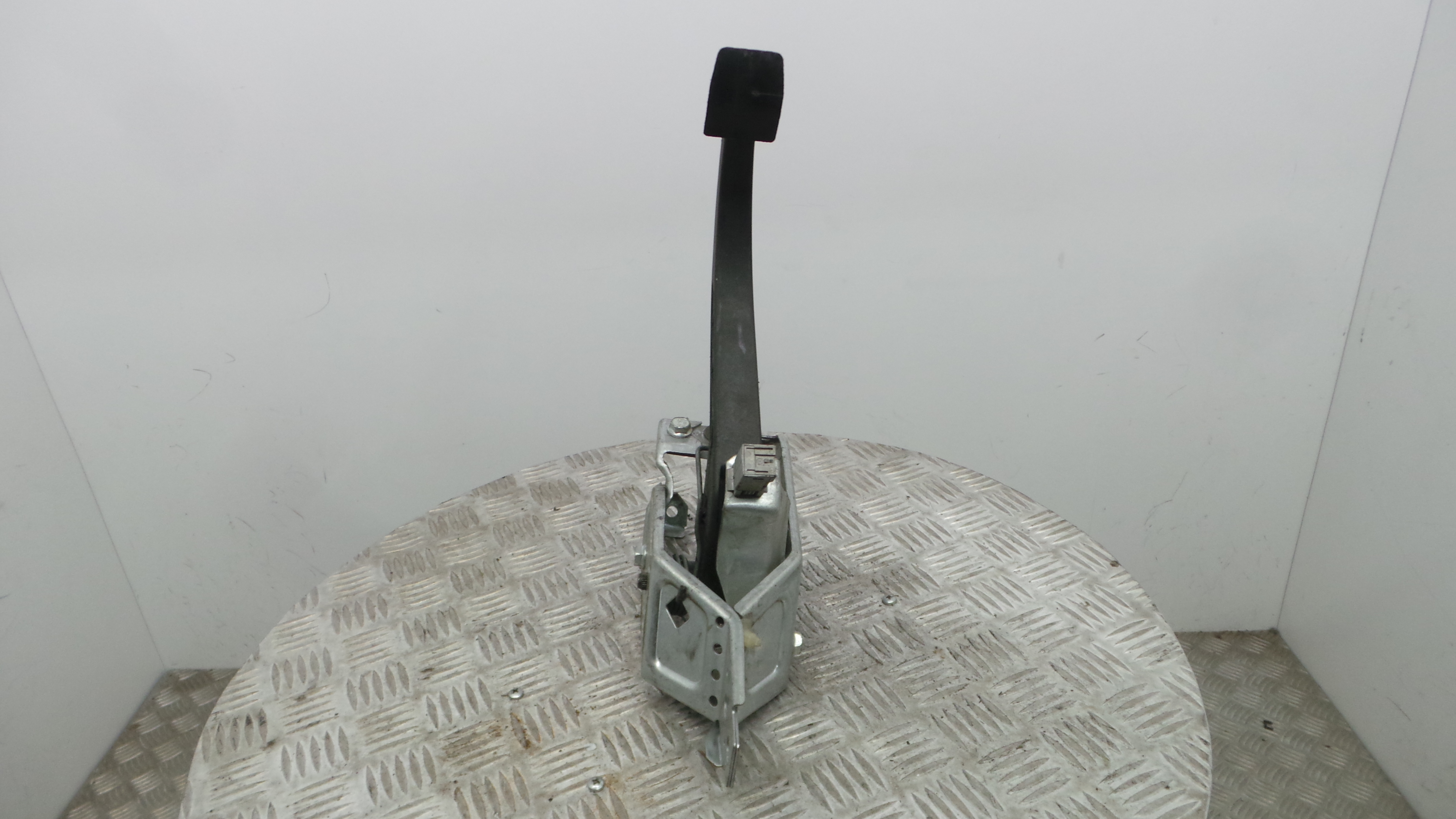 Pedal do Travão 13173781 - OPEL ASTRA H (A04)-33630432