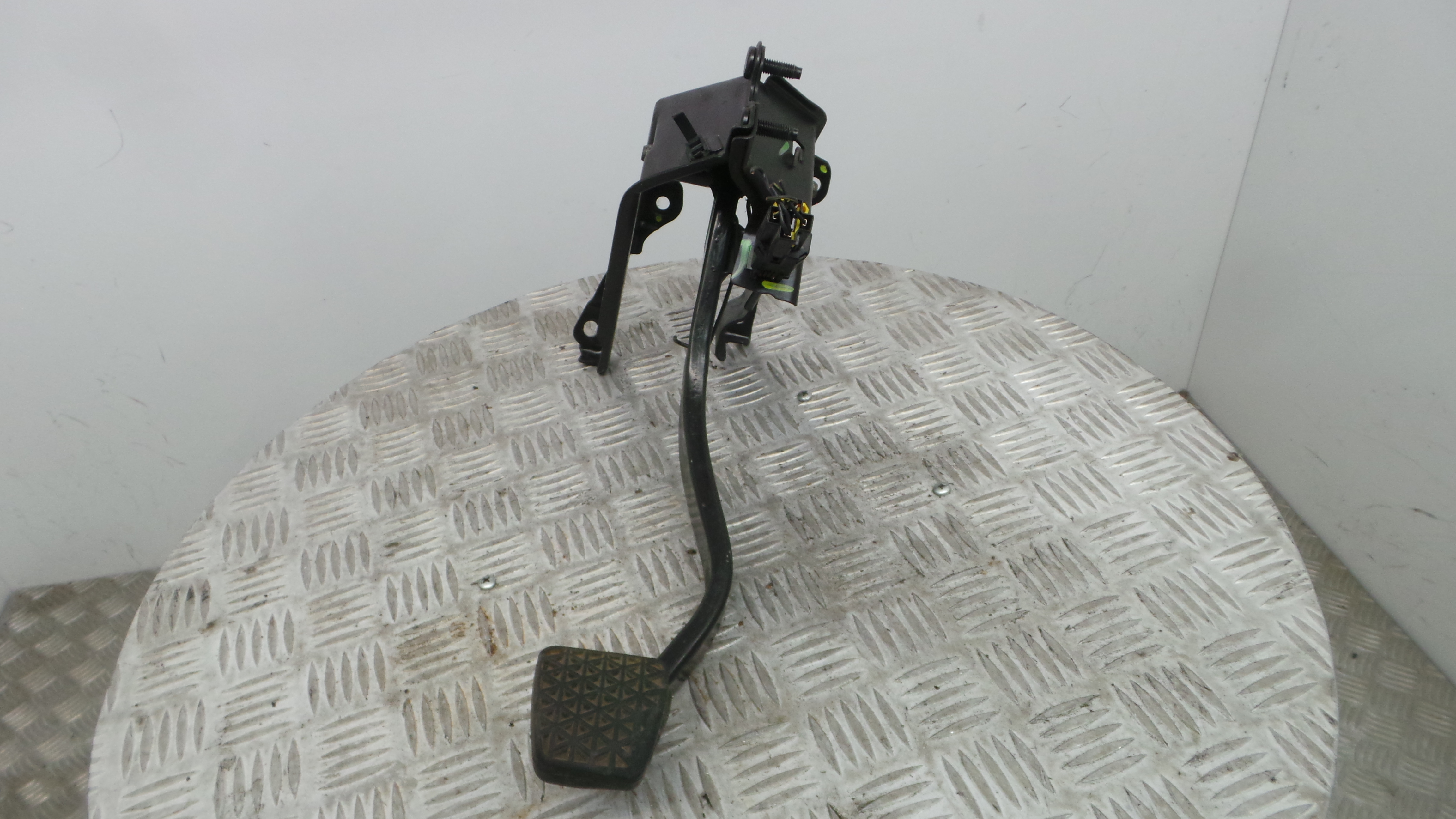 Pedal do Travão 24429067 - OPEL CORSA C (X01)-33630447