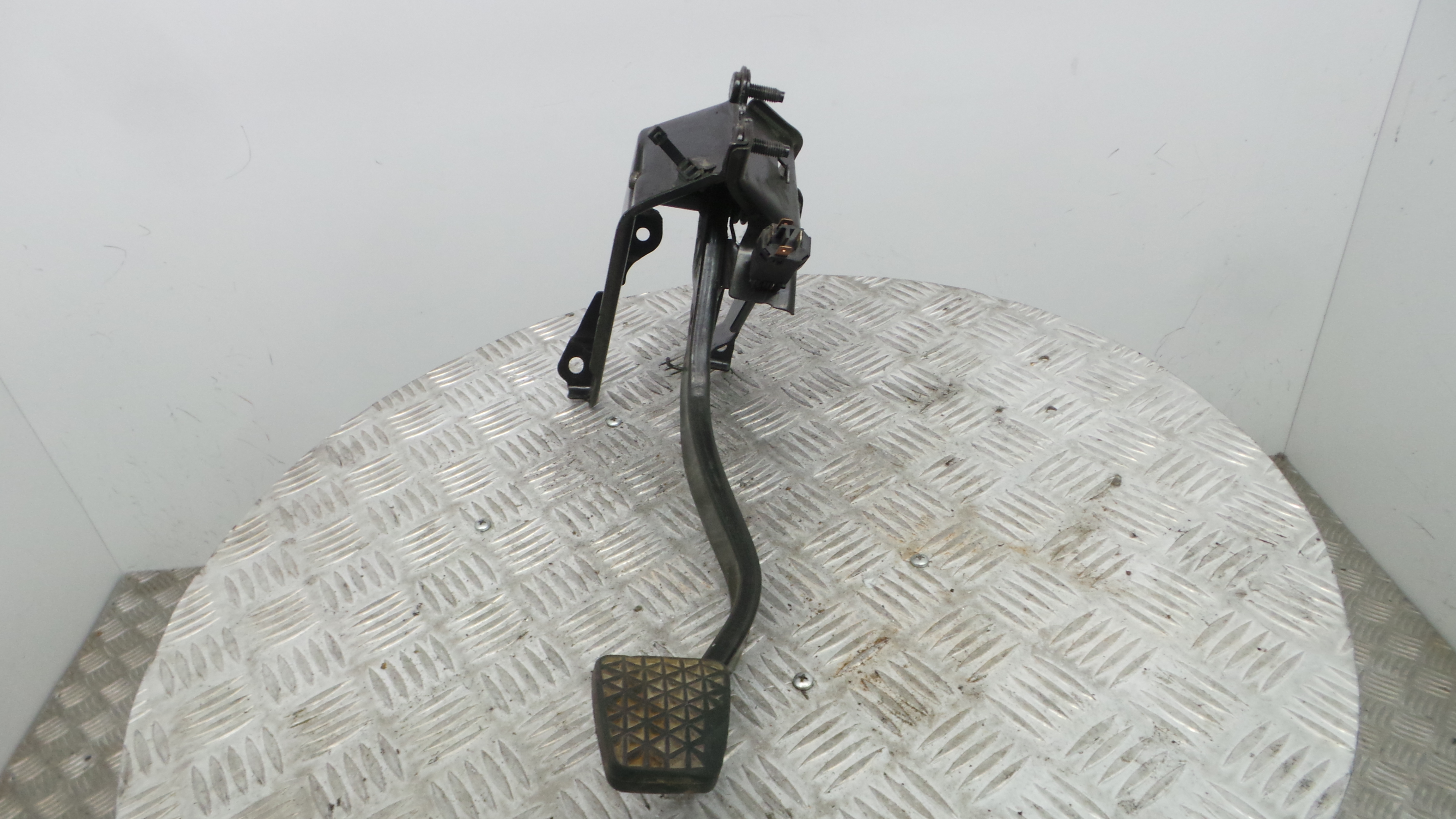 Pedal do Travão 24429067 - OPEL CORSA C (X01)-33630449