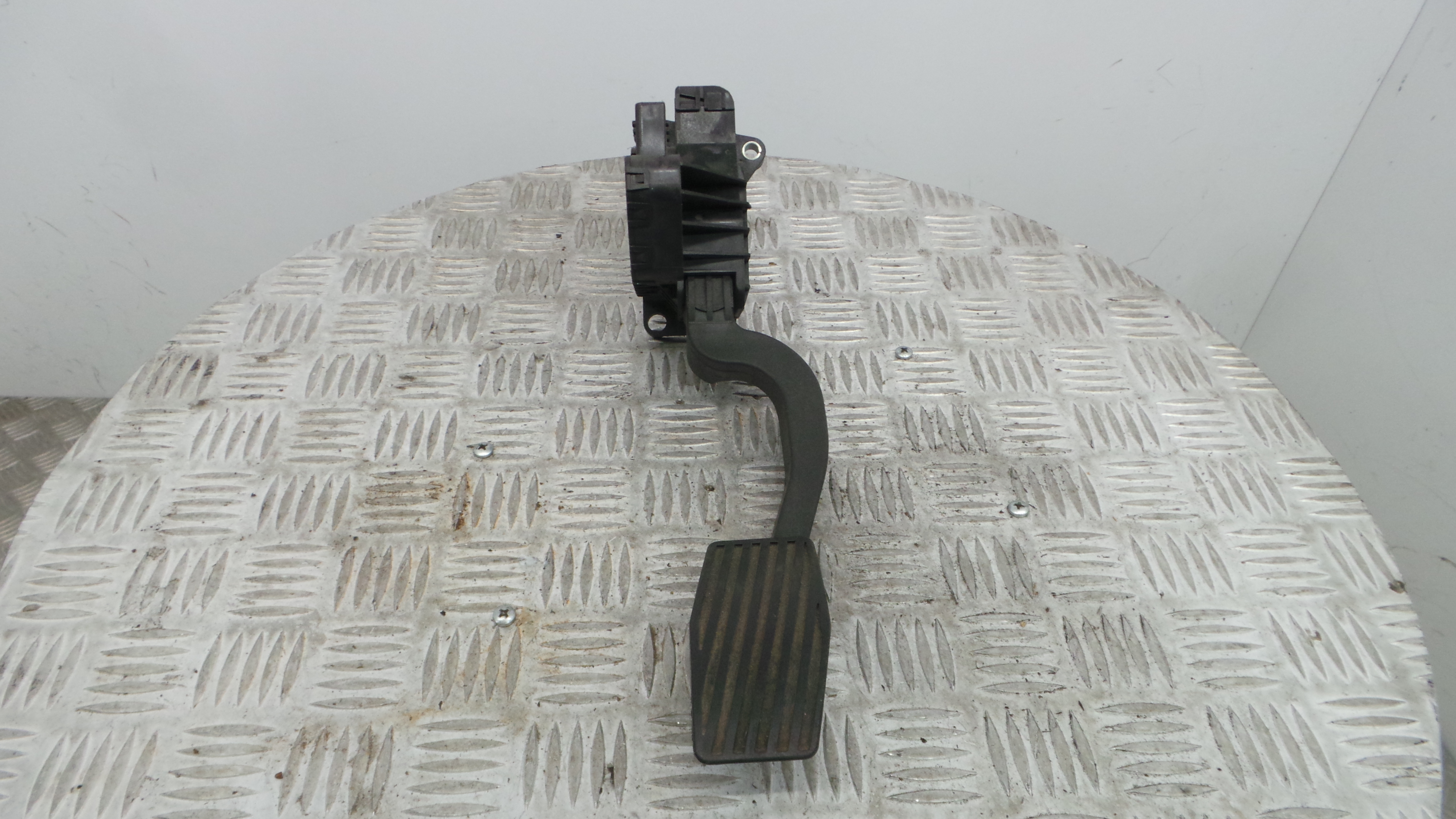 Pedal do Acelerador 55702020 - OPEL CORSA D (S07)-33630466 Pedal do Acelerador 55702020 - OPEL CORSA D (S07)-33630466