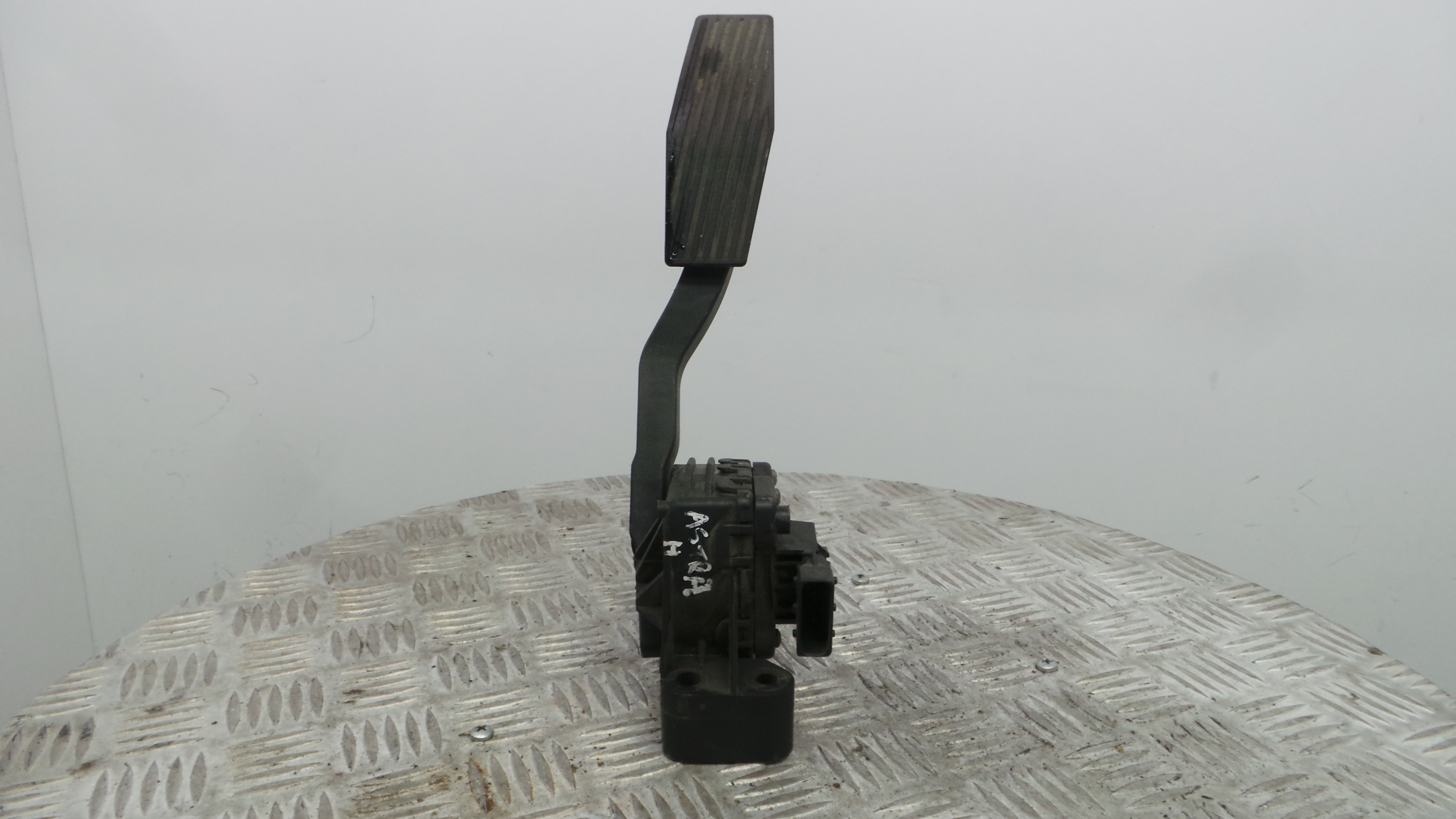 Pedal do Acelerador 9157998 - OPEL ASTRA H (A04)-33630492