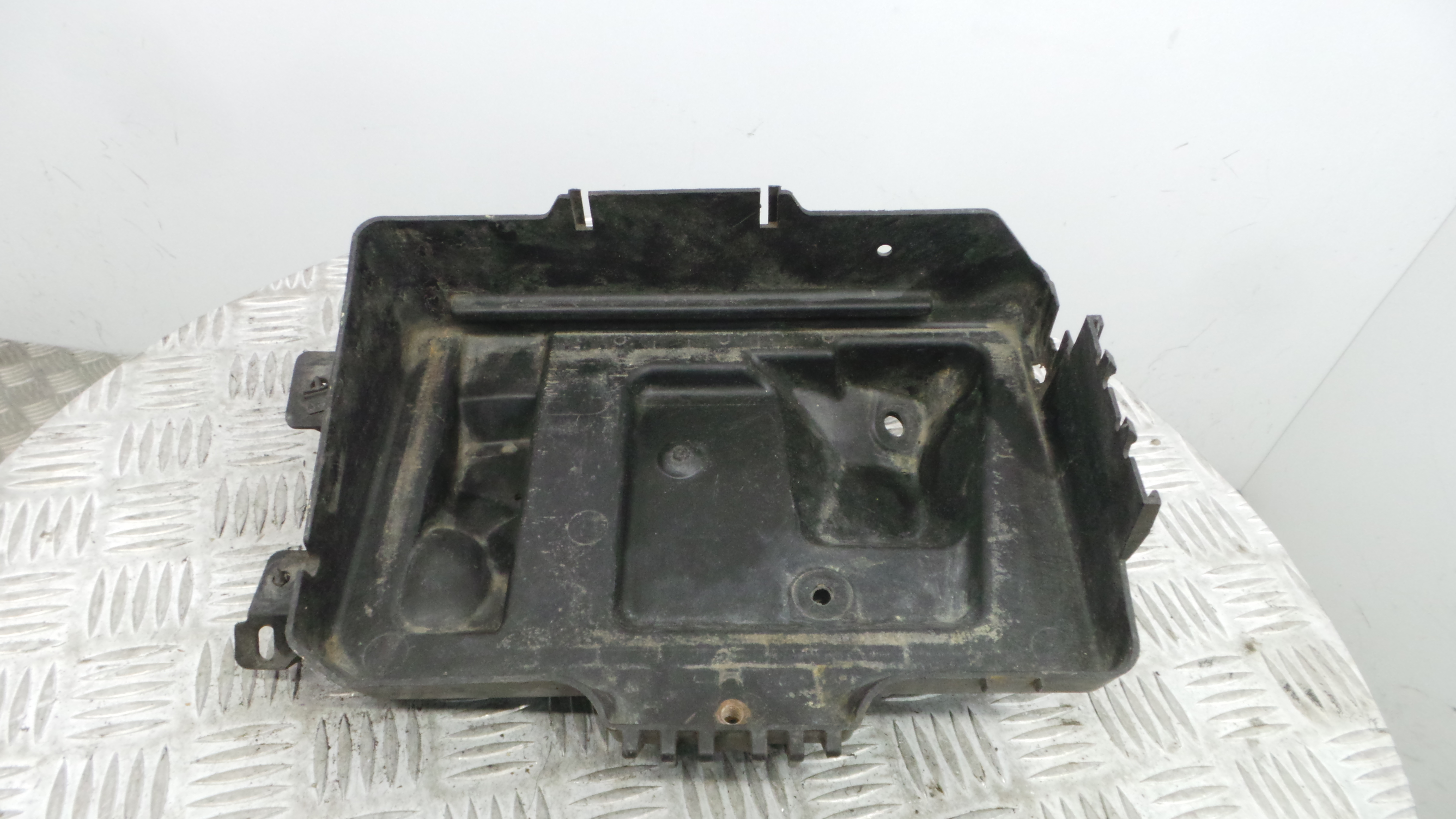 Base da Bateria 13235804 - OPEL ASTRA H (A04)-33630571