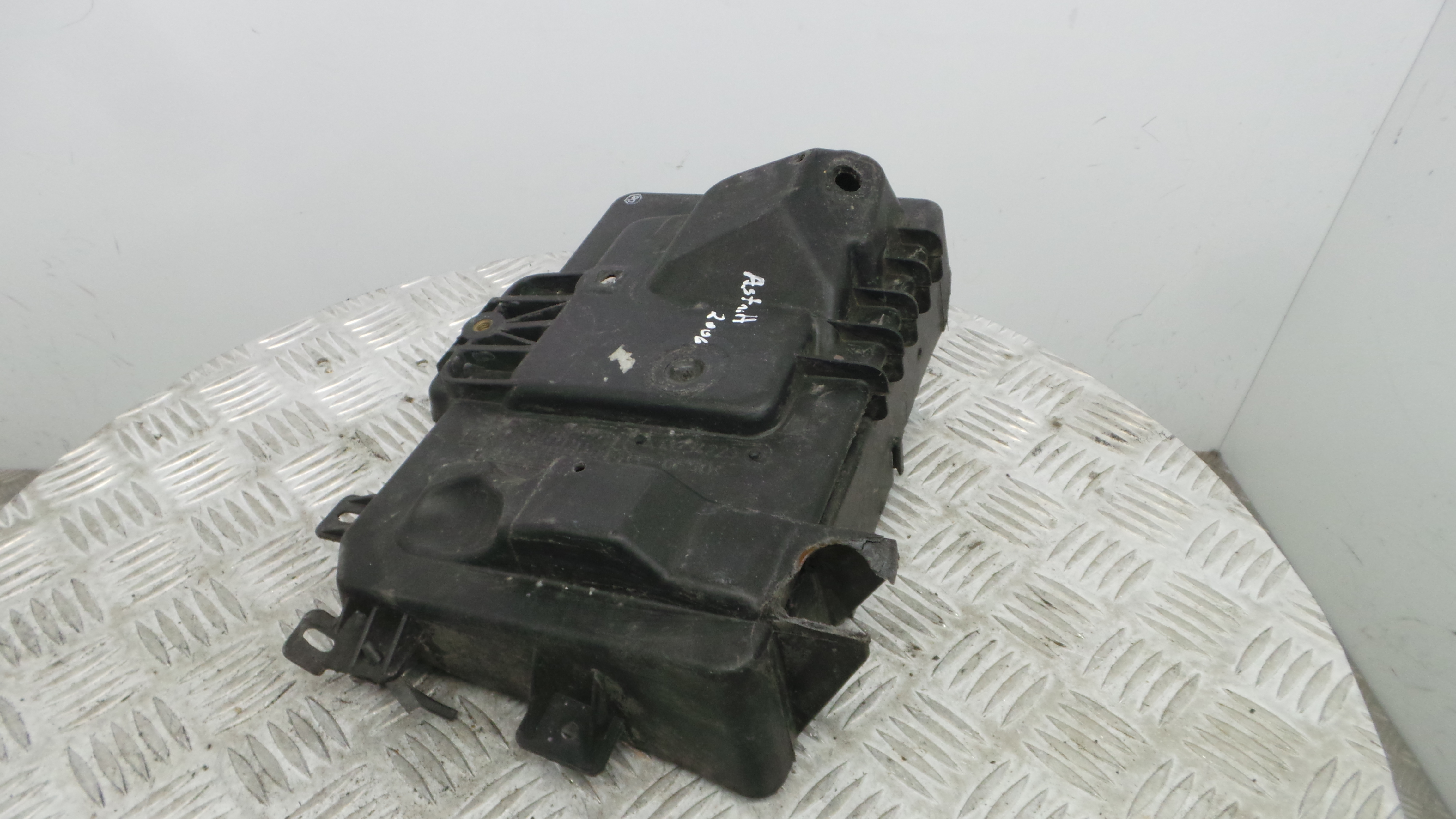 Base da Bateria 13234223 - OPEL ASTRA H (A04)-33630574