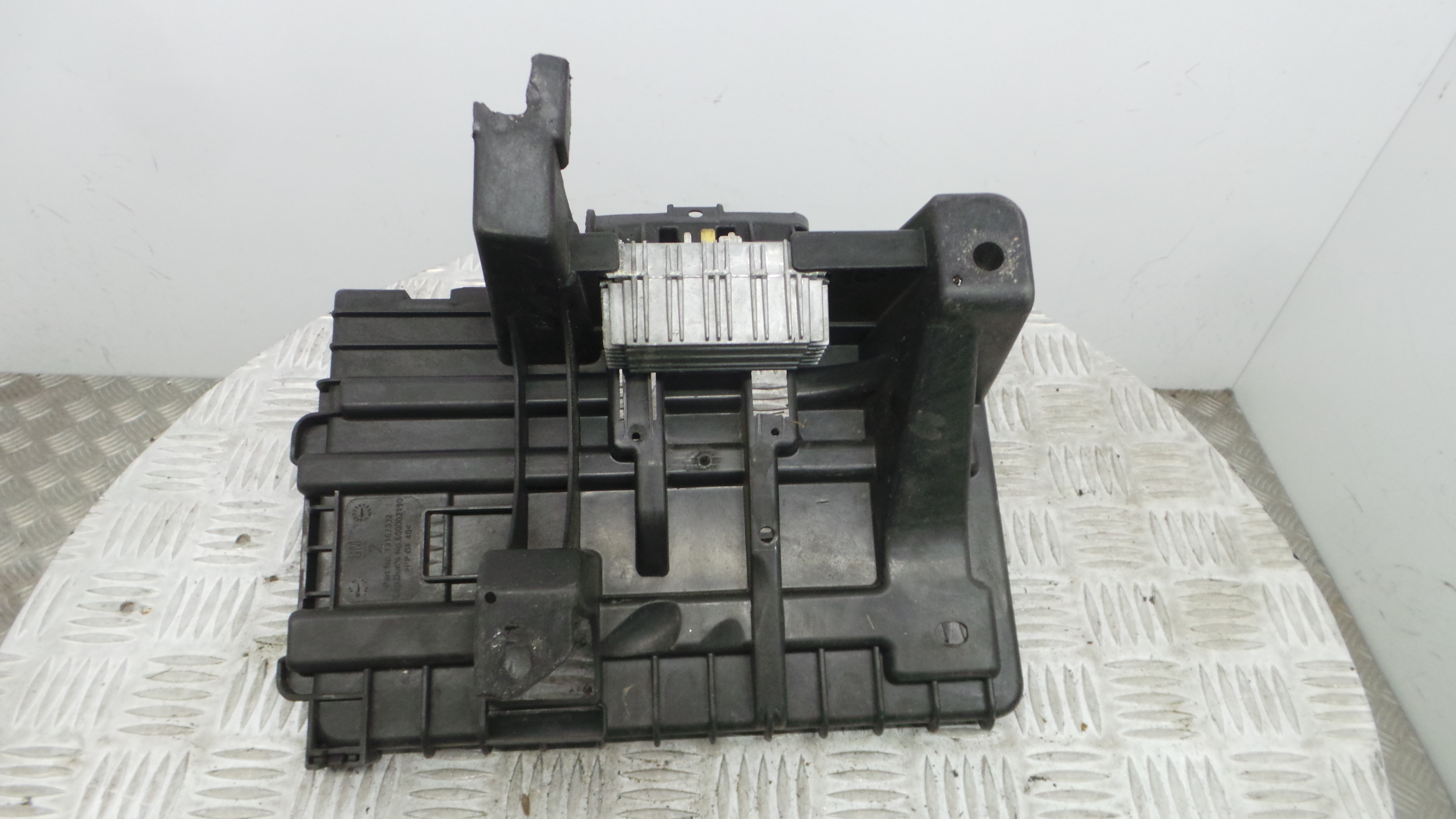 Base da Bateria 13167332 - OPEL MERIVA A Veículo multiuso (X03)-33630614