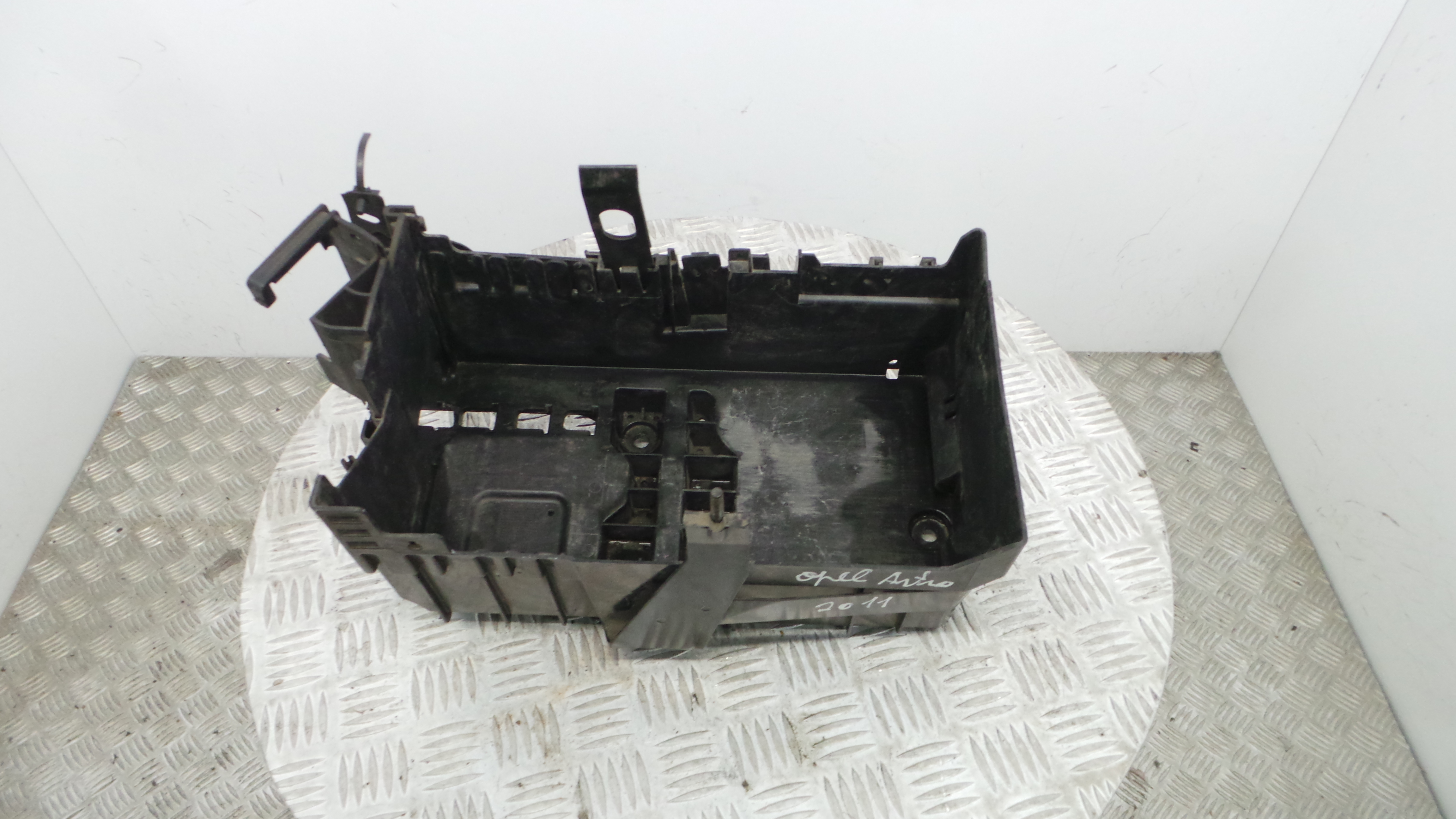 Base da Bateria 13308434 - OPEL ASTRA J (P10)-33630623