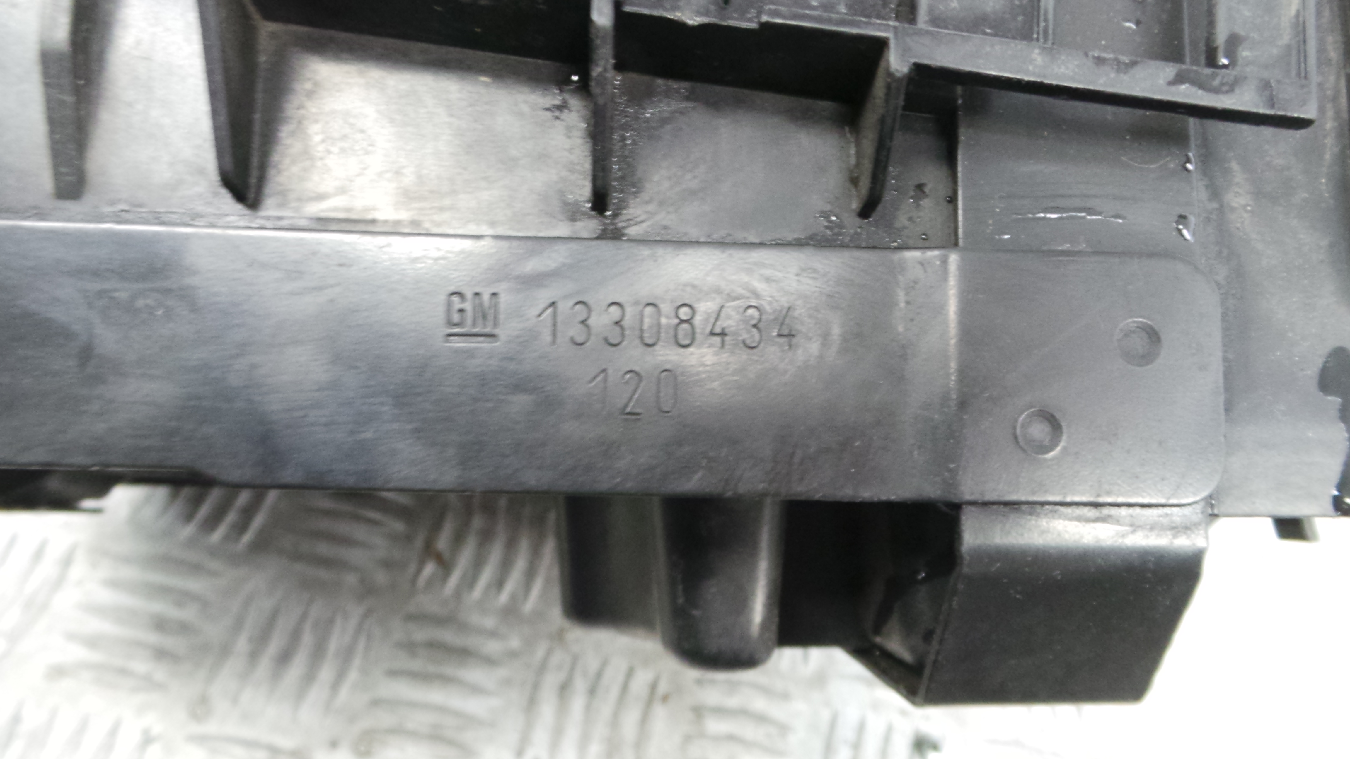 Base da Bateria 13308434 - OPEL ASTRA J (P10)-33630623