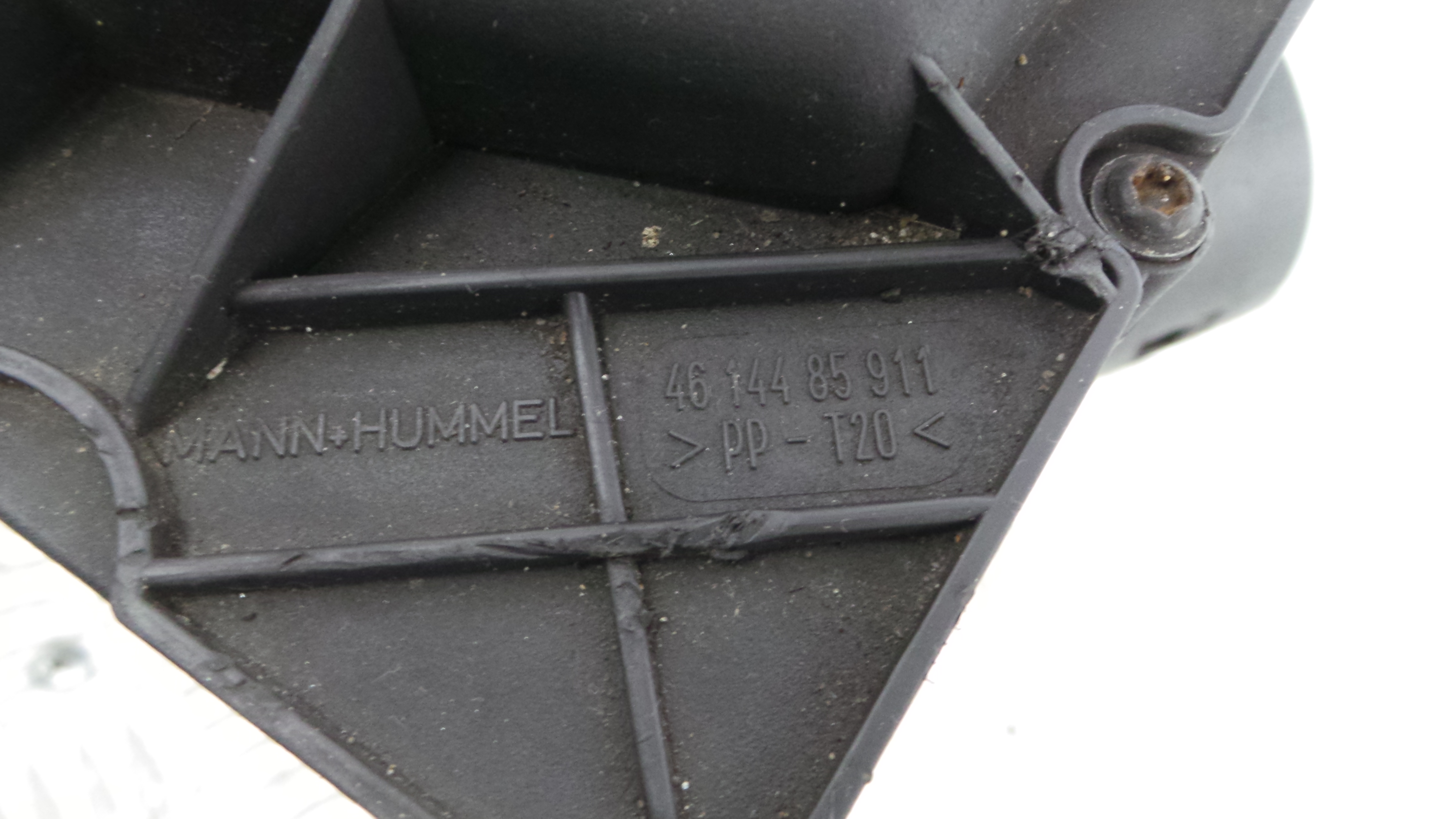 Caixa Filtro de Ar  55556464 - OPEL ASTRA H (A04)-33630626