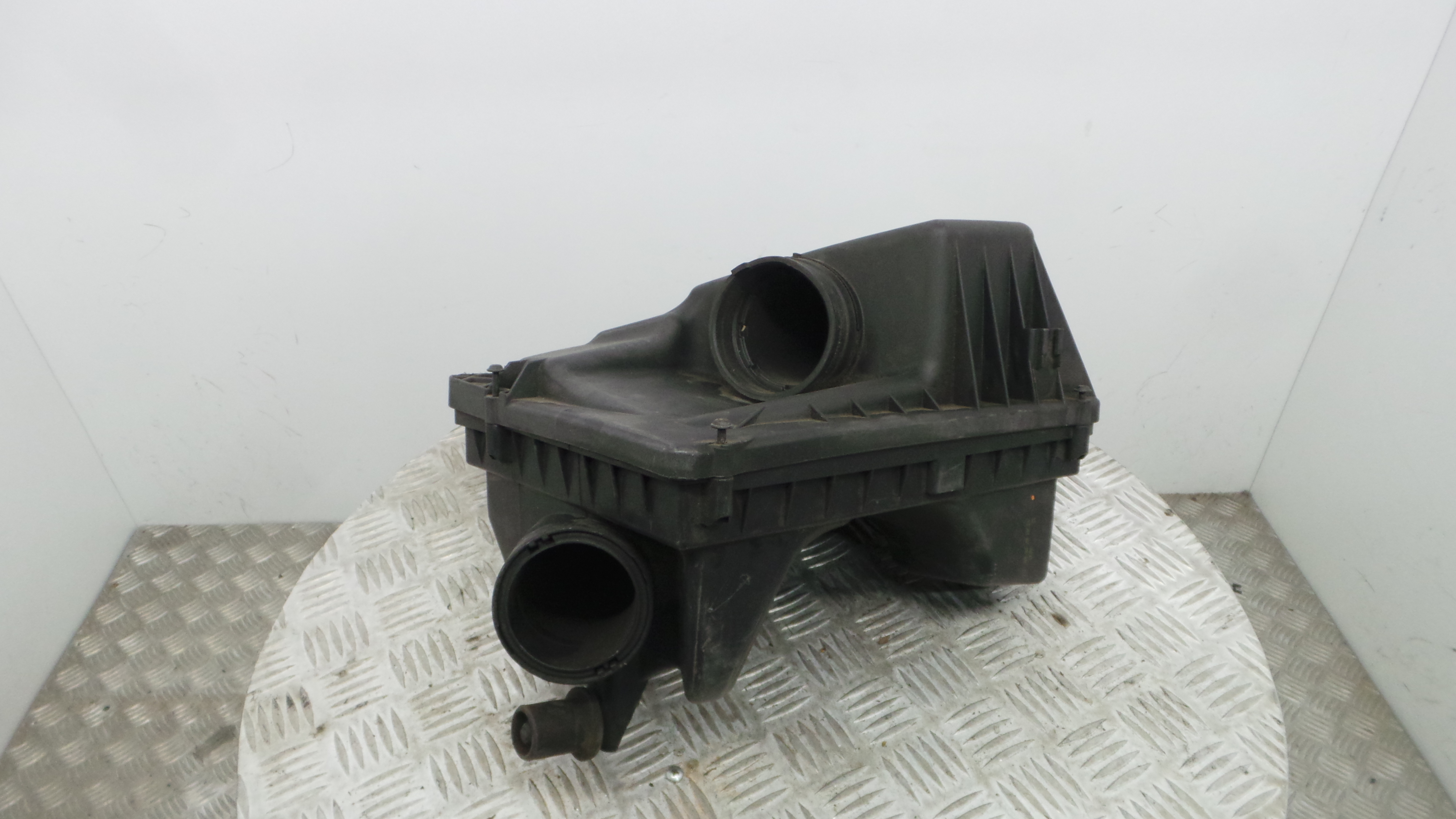 Caixa Filtro de Ar  55557127 - OPEL ASTRA H (A04)-33630643