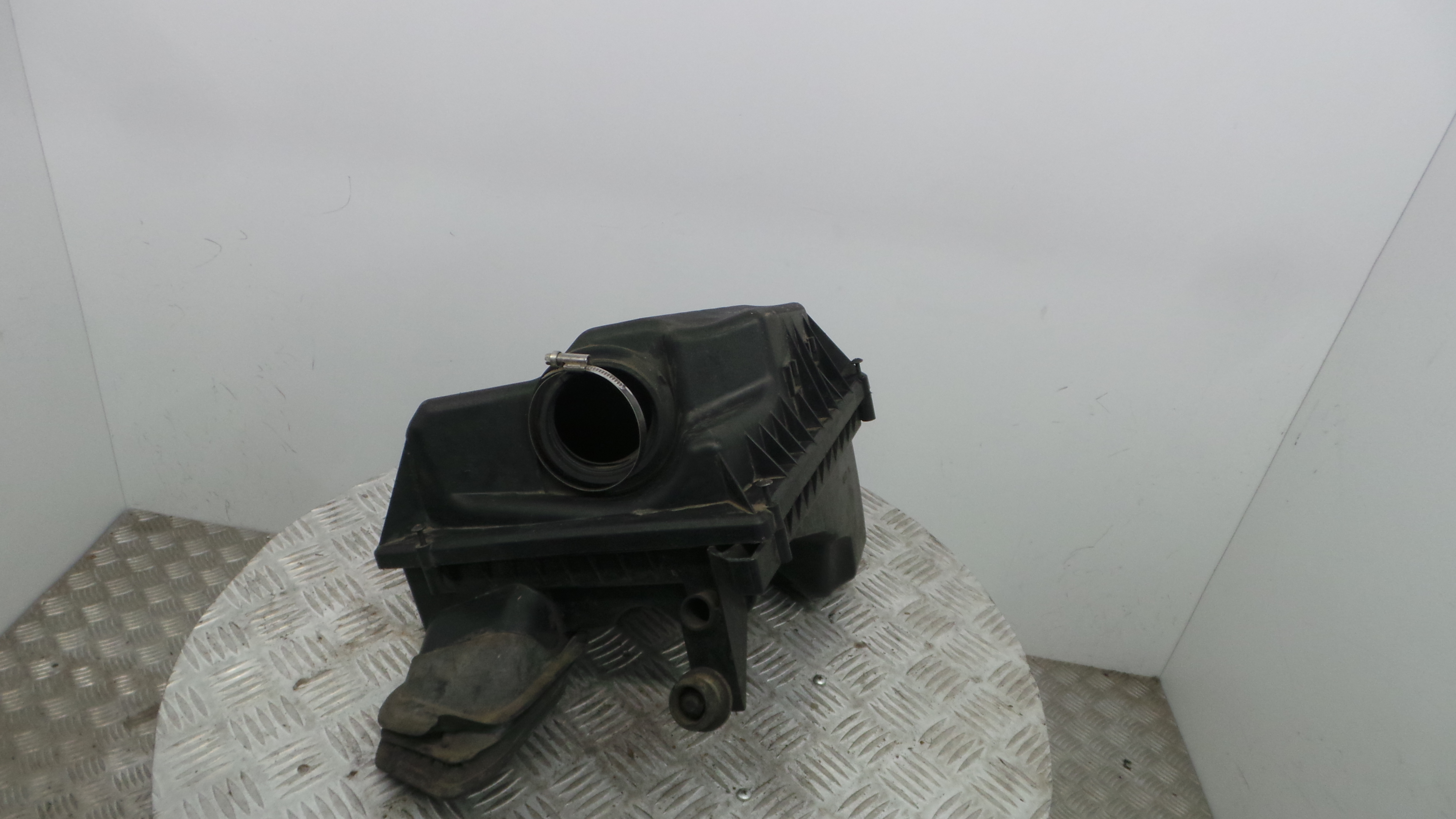 Caixa Filtro de Ar  13272777 - OPEL ASTRA J (P10)-33630681