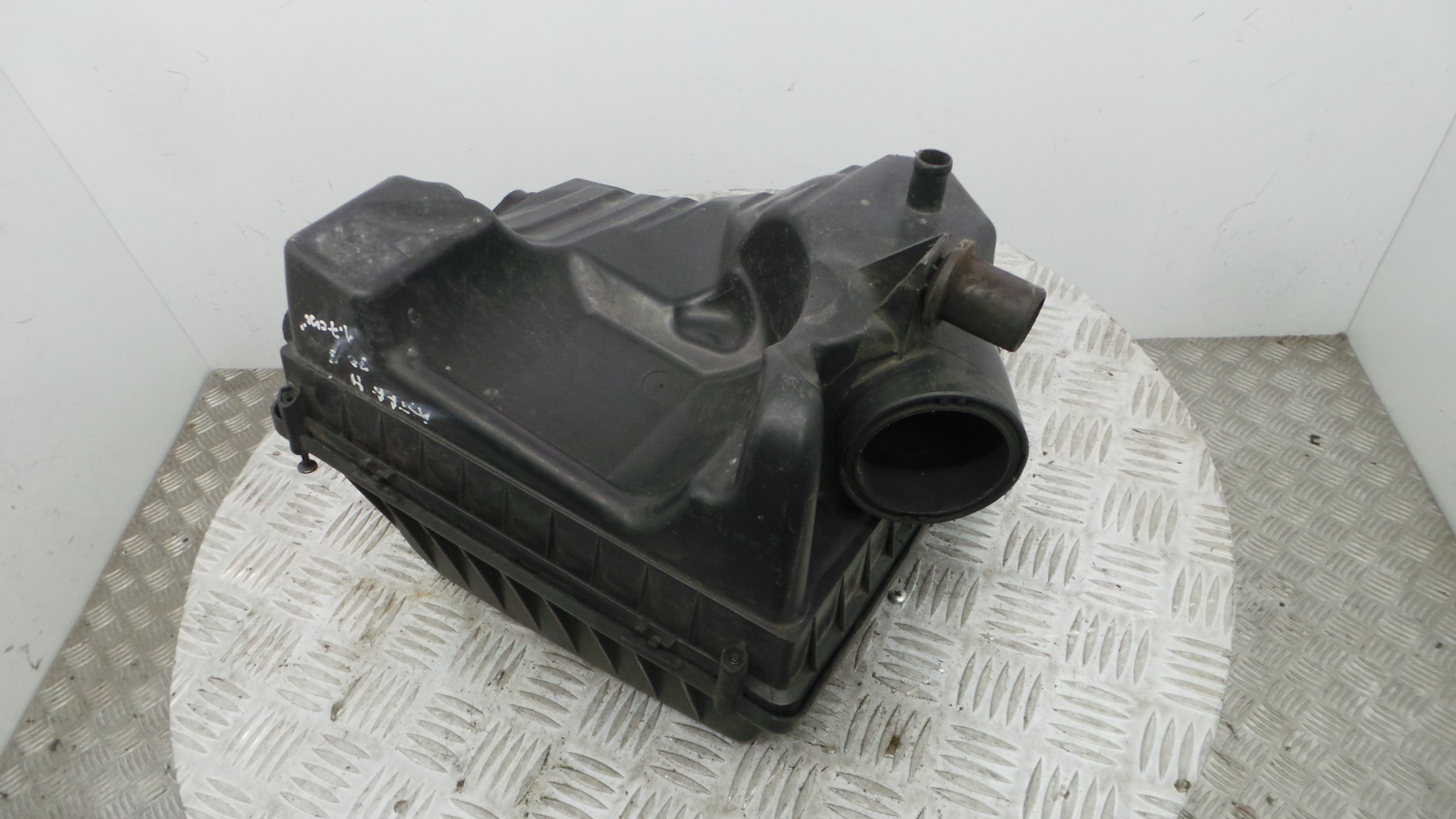 Caixa Filtro de Ar  13271058 - OPEL ASTRA H (A04)-33630686