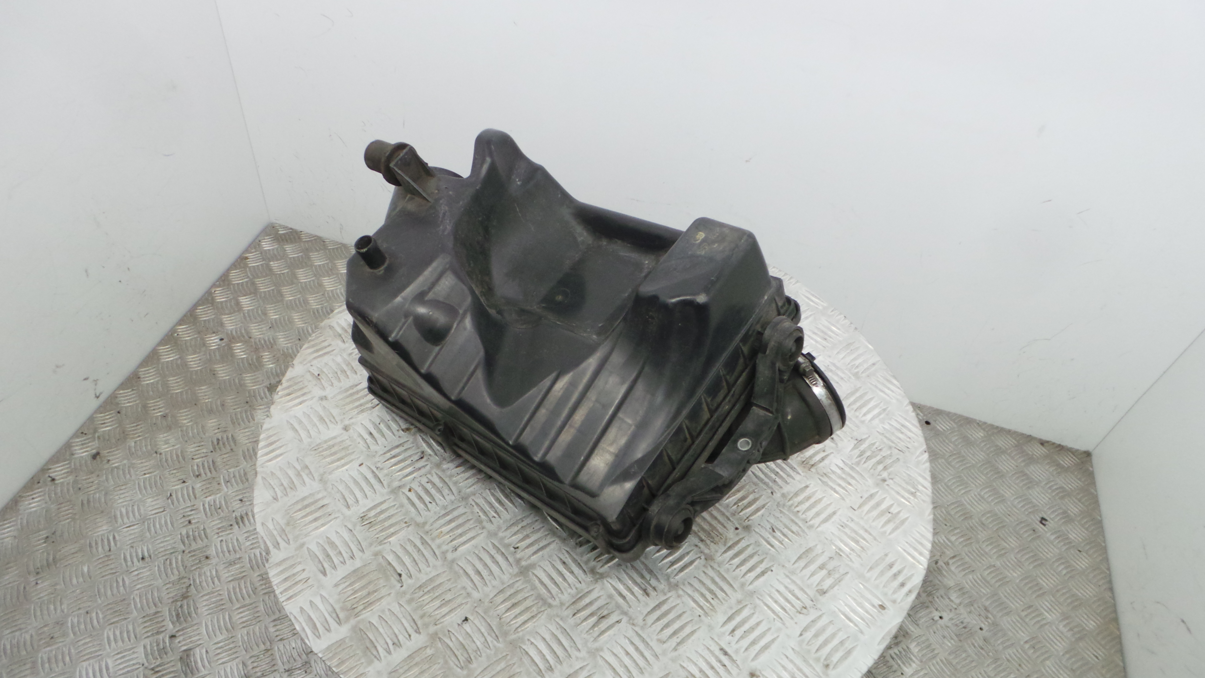 Caixa Filtro de Ar  55556464 - OPEL ASTRA H (A04)-33630691