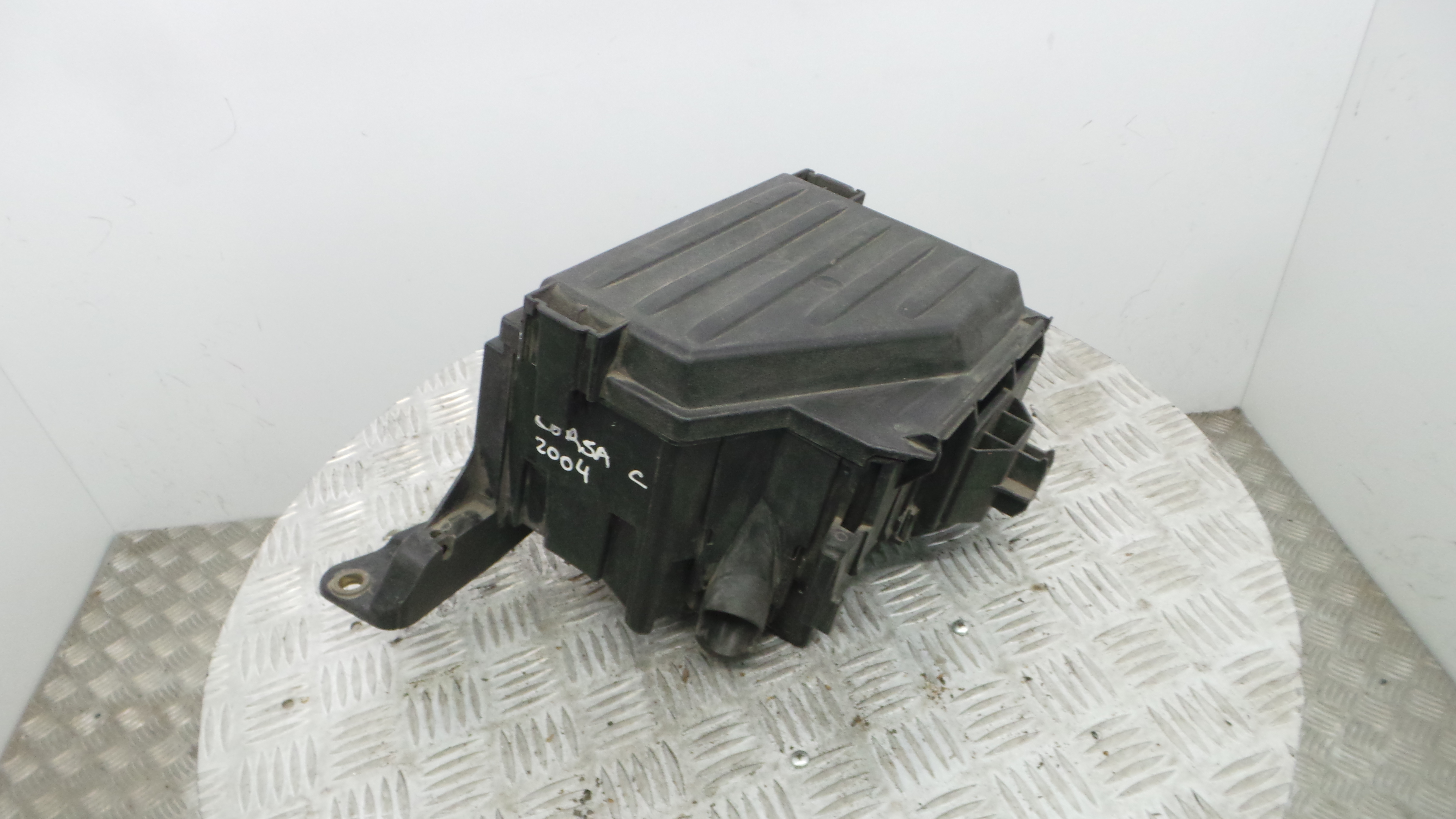 Caixa de Fusiveis 13140091 - OPEL CORSA C (X01)-33630696