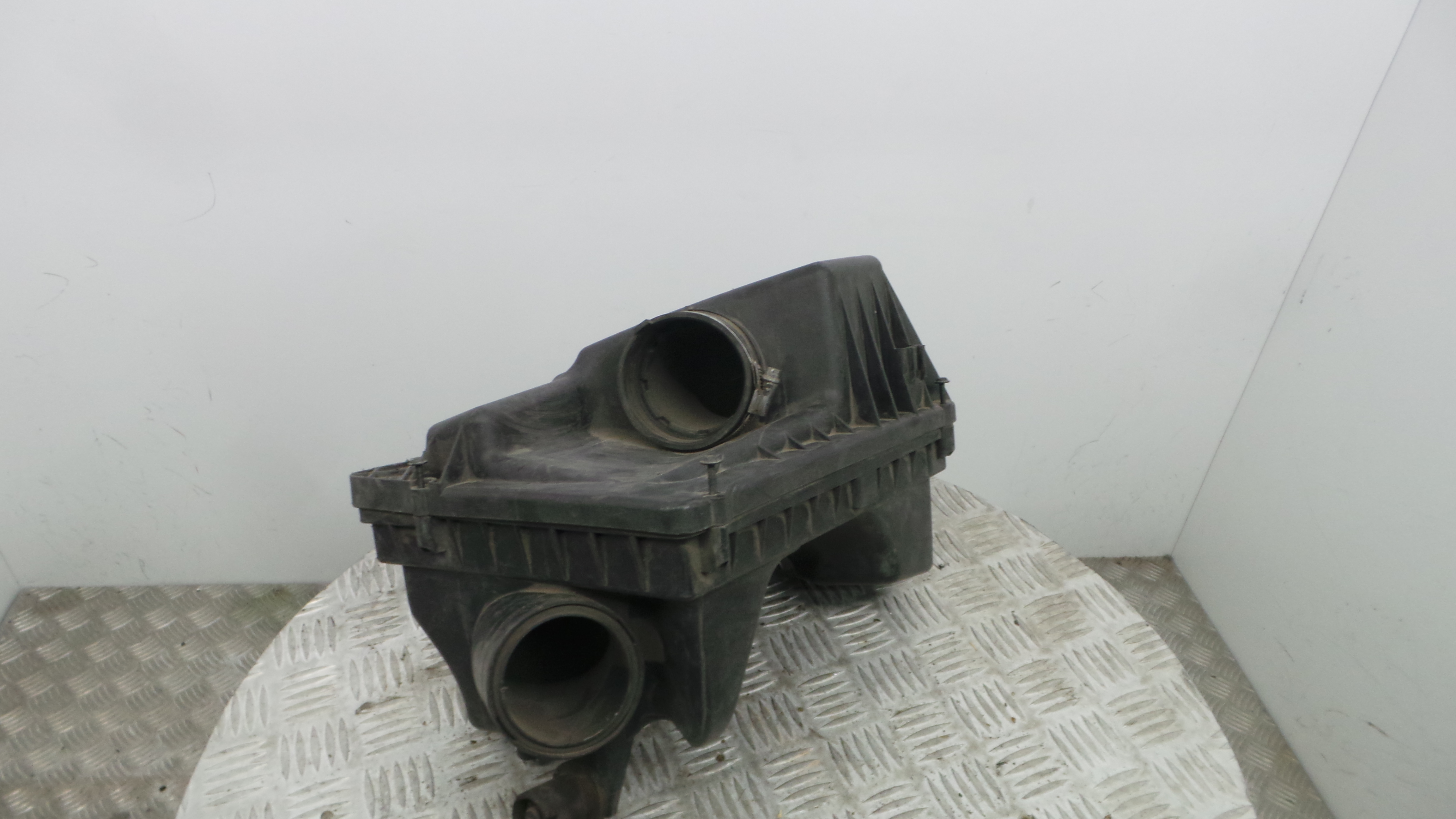 Caixa Filtro de Ar  55557127 - OPEL ASTRA H (A04)-33630708