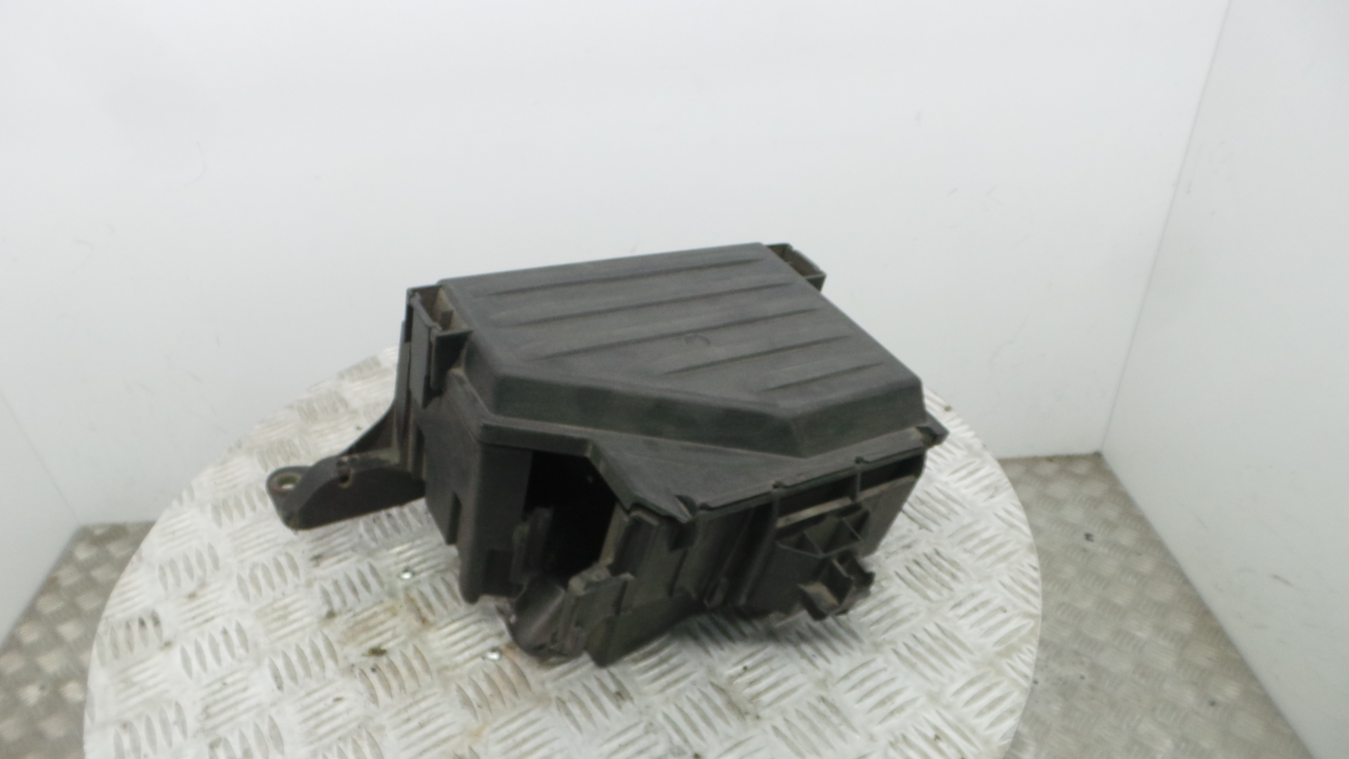 Caixa de Fusiveis 13140091 - OPEL CORSA C (X01)-33630724