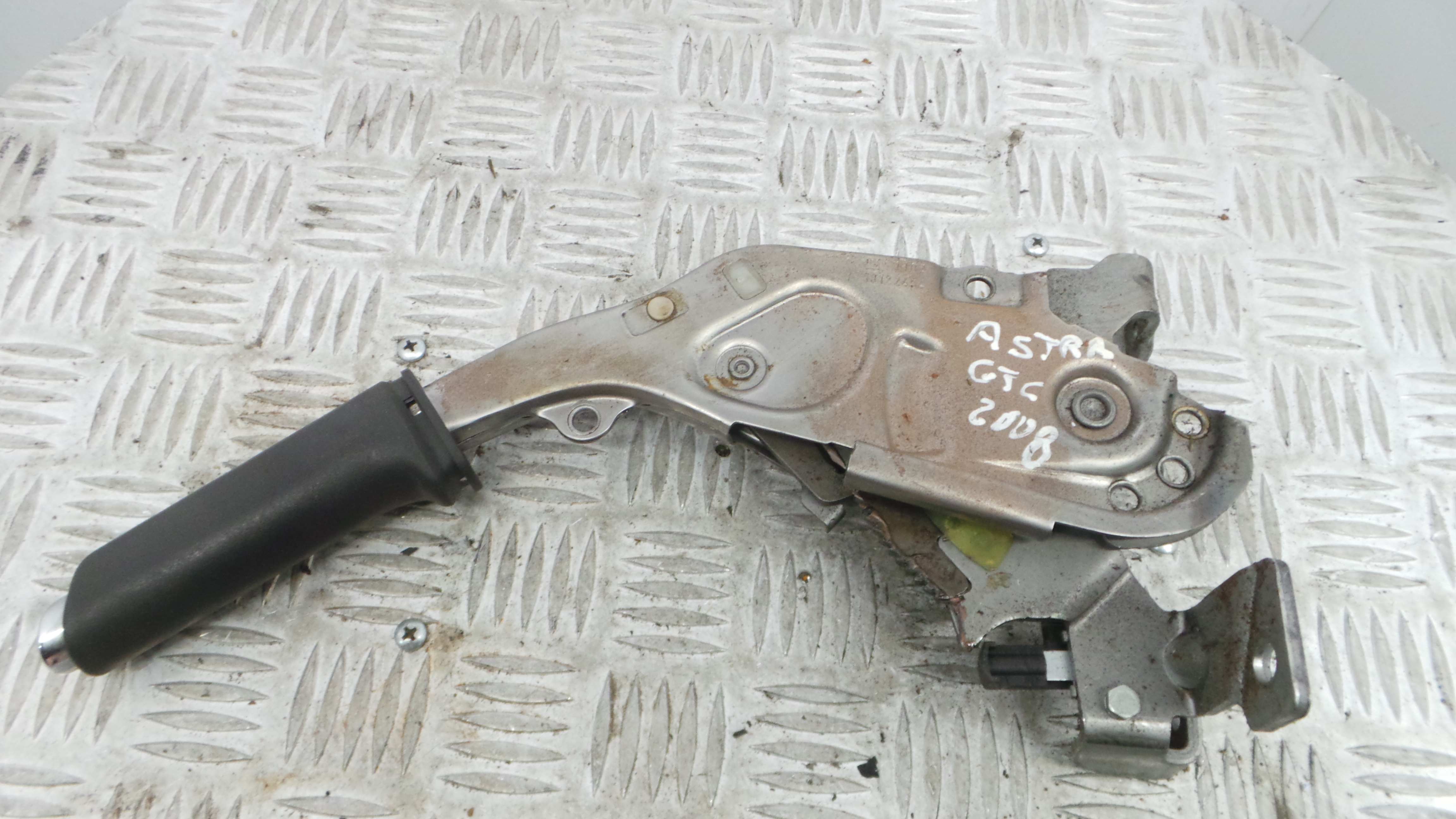 Travão de Mão  13122454 - OPEL ASTRA H GTC (A04)-33631009
