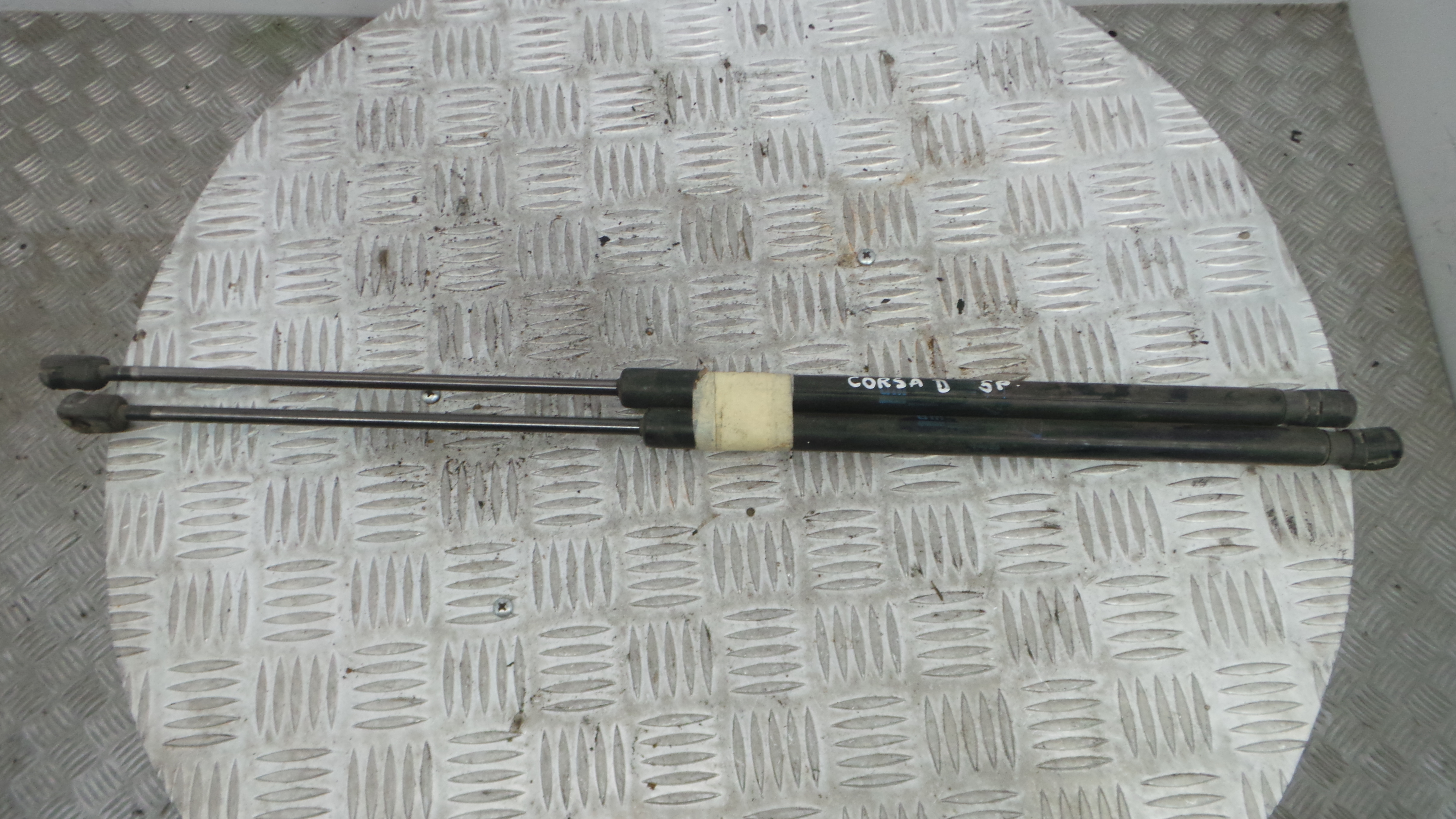 Amortecedor da Mala 13182309 - OPEL CORSA D (S07)-33631012