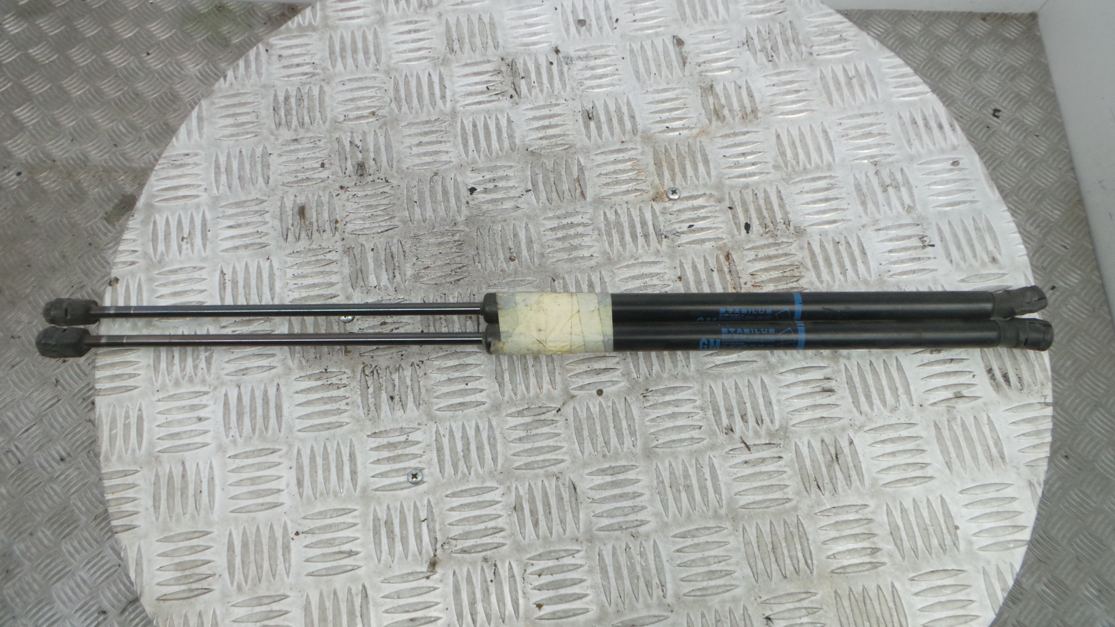 Amortecedor da Mala 13182537 - OPEL CORSA D (S07)-33631016