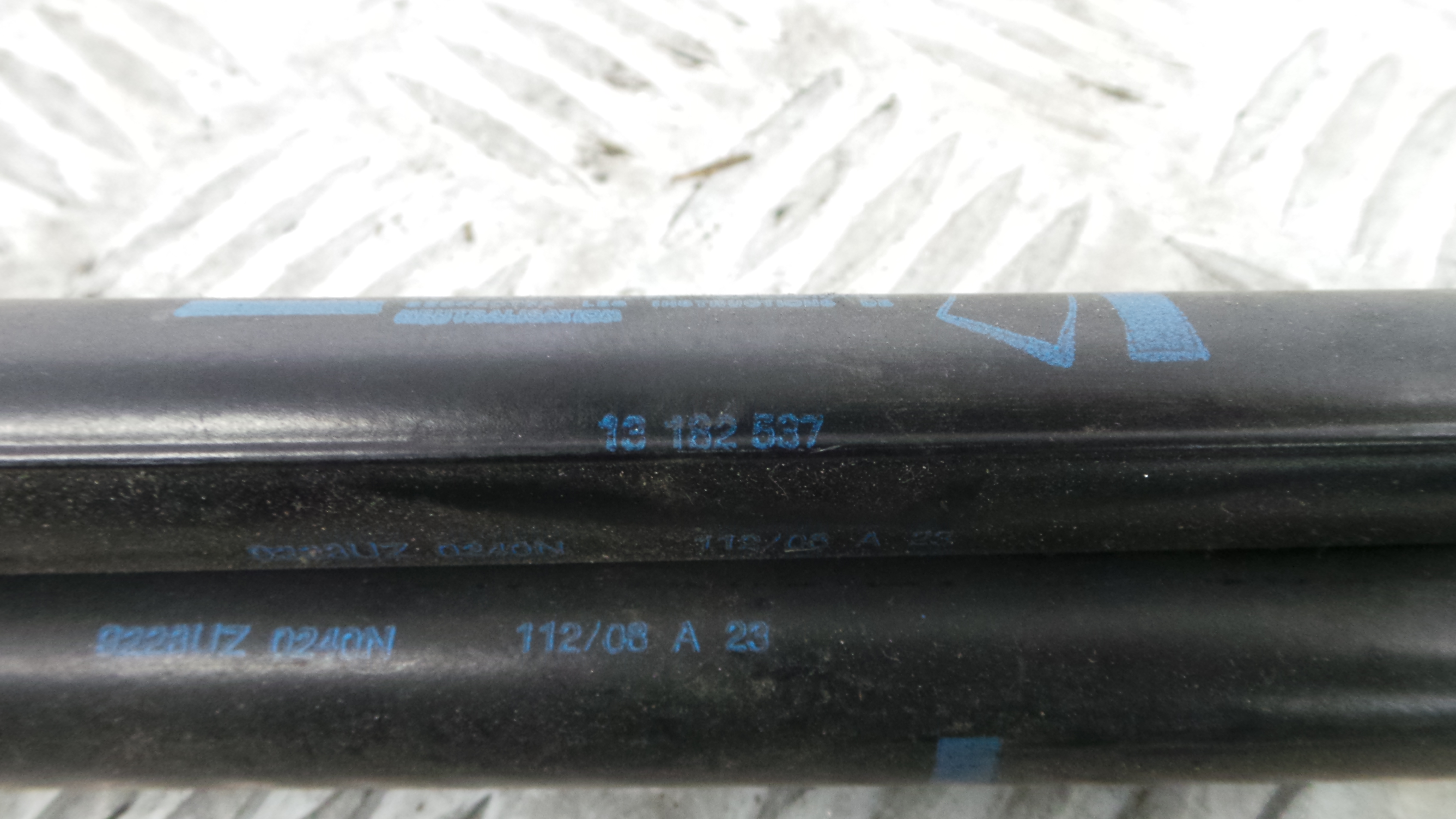 Amortecedor da Mala 13182537 - OPEL CORSA D (S07)-33631043