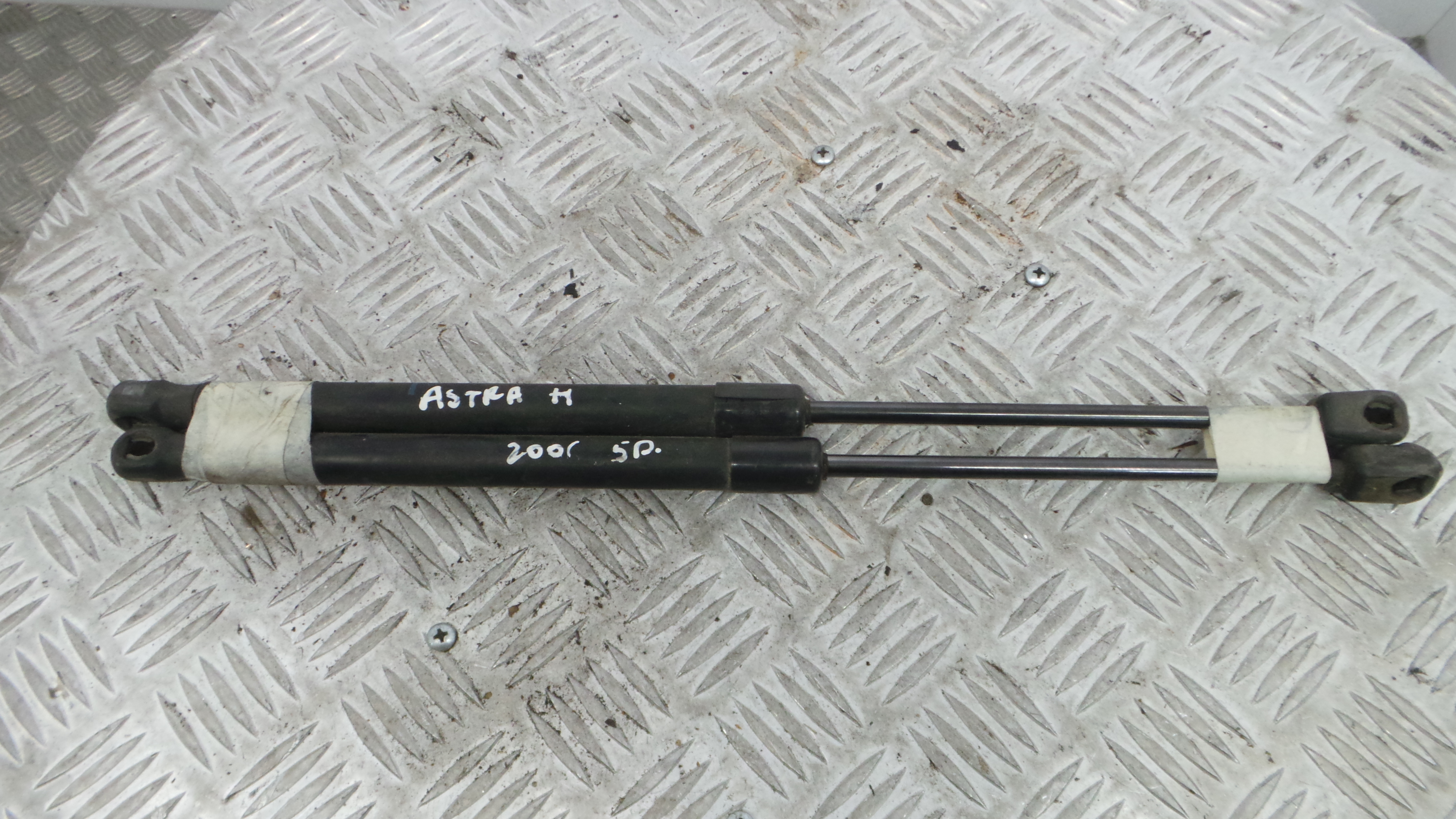Amortecedor da Mala 24463829 - OPEL ASTRA H (A04)-33631051