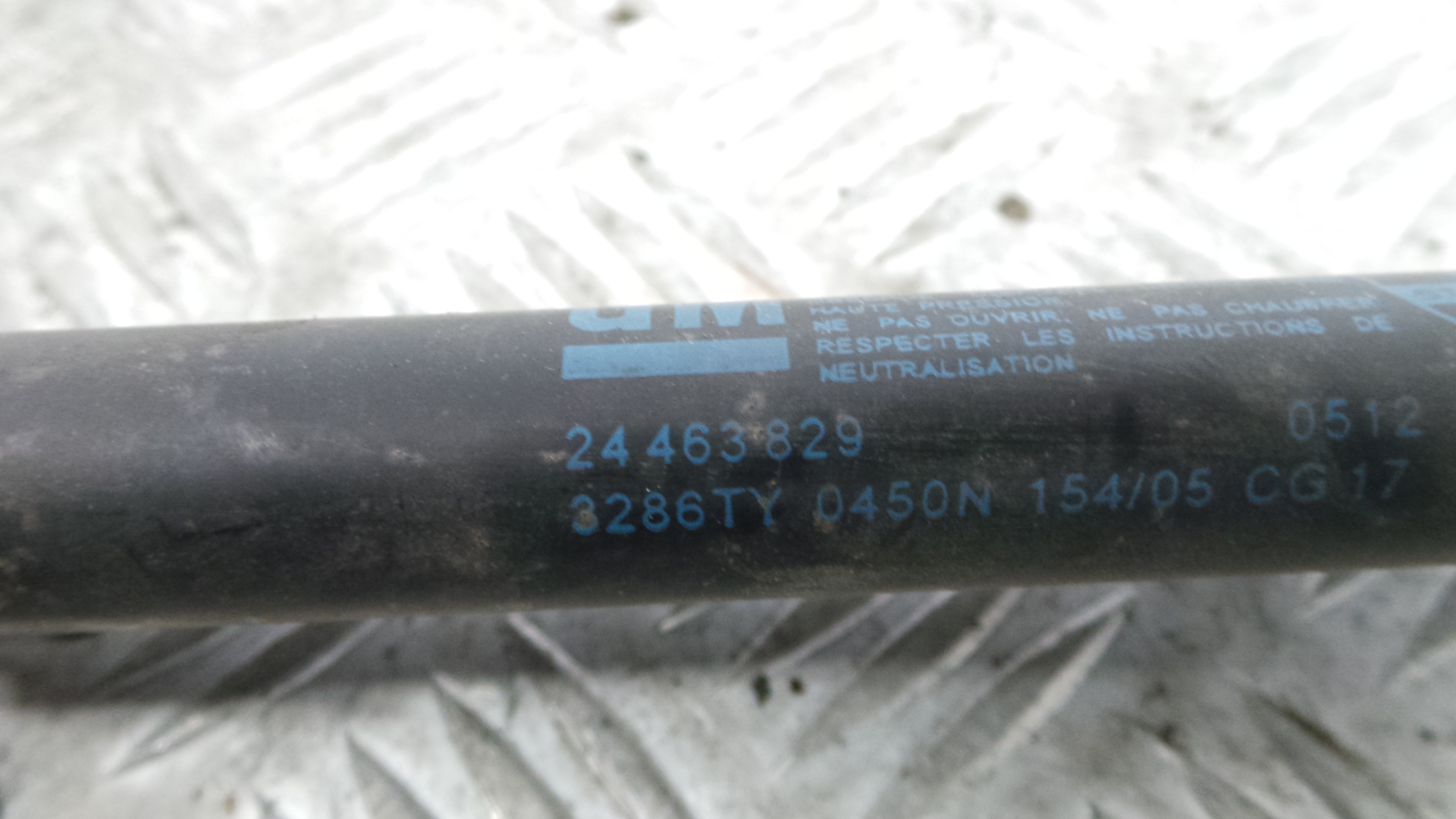 Amortecedor da Mala 24463829 - OPEL ASTRA H (A04)-33631058