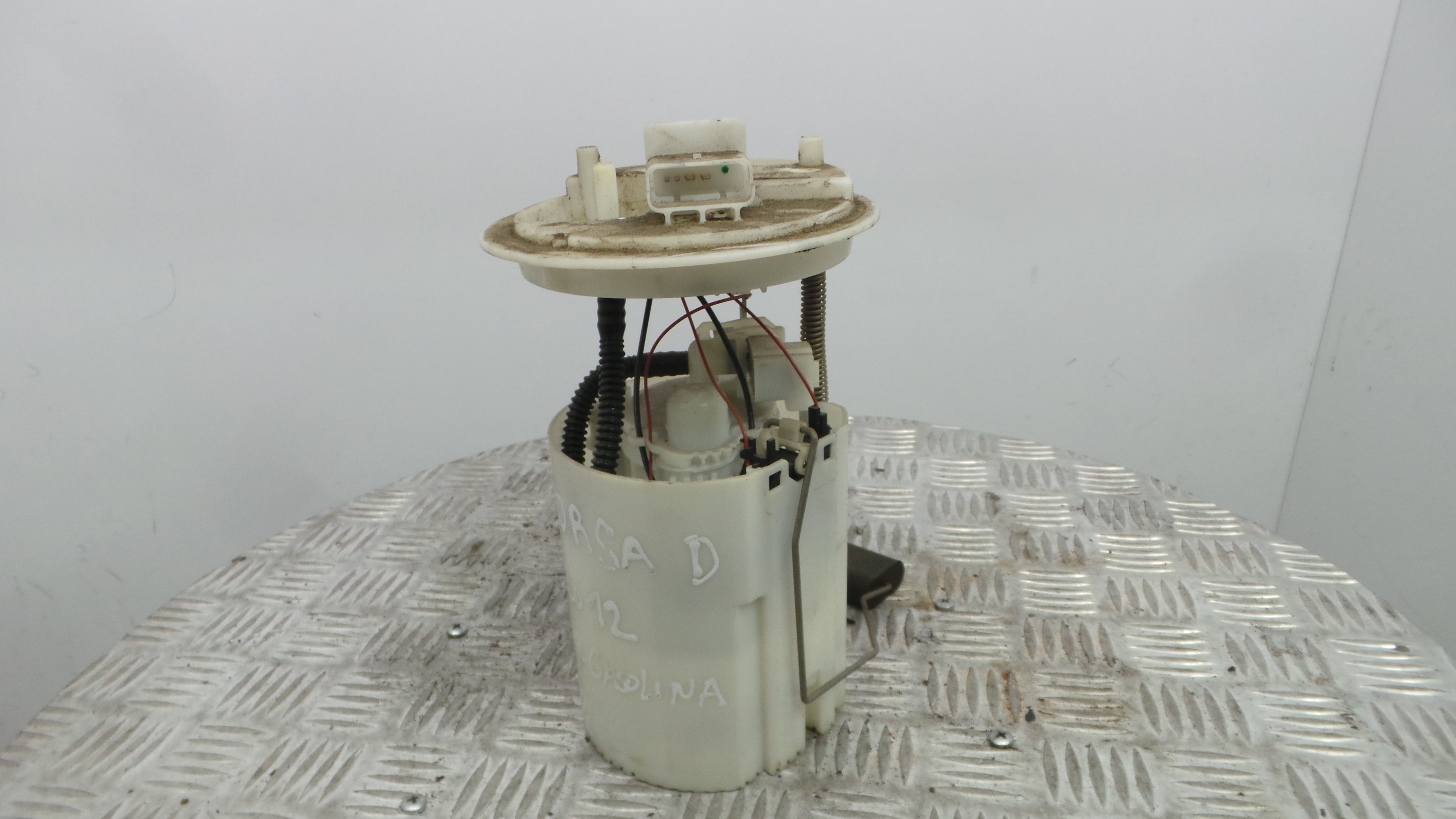 Boia do Combustível 13327783 - OPEL CORSA D (S07)-33631206