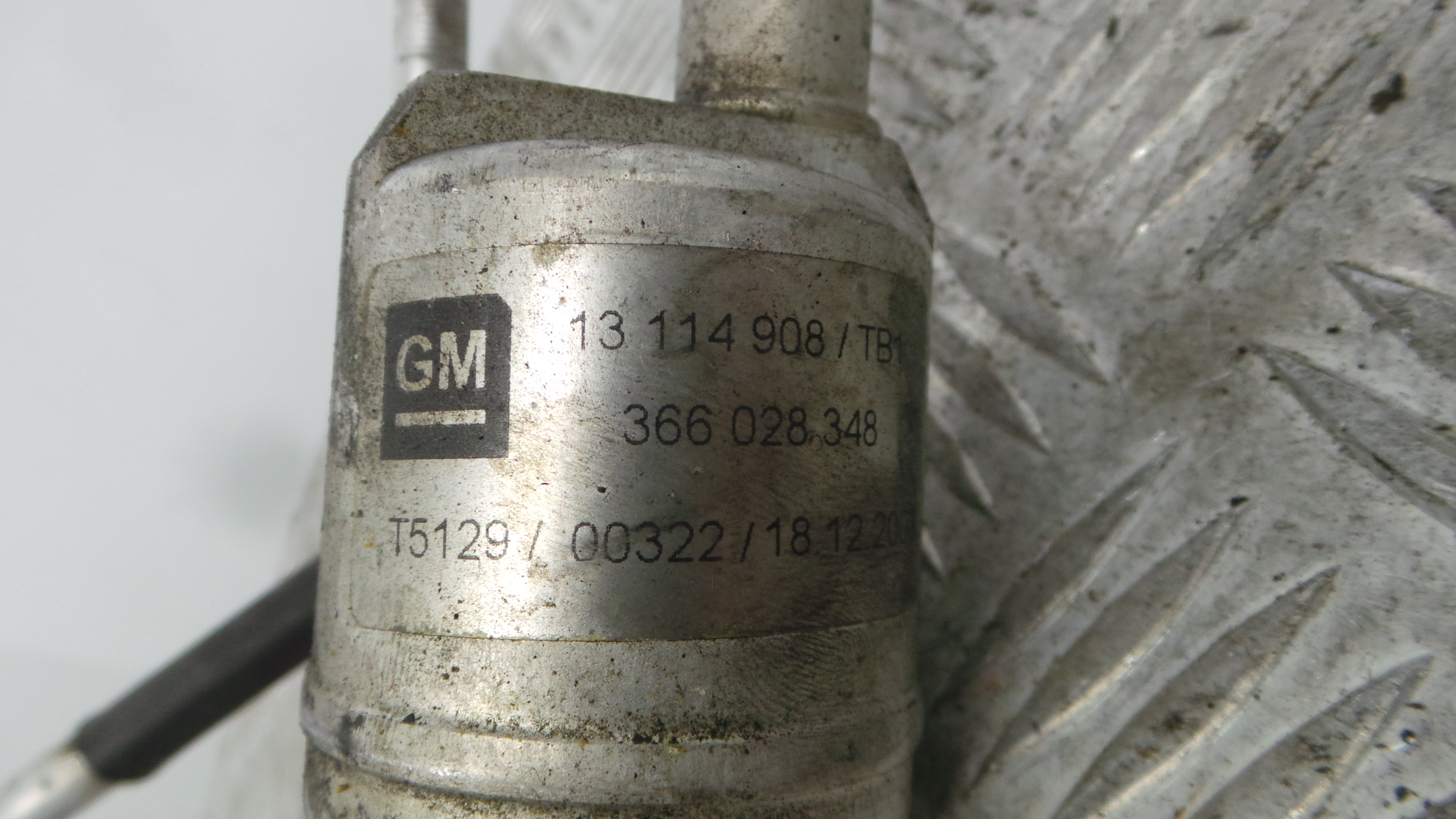 Tubos De Ar Condicionado 13114908 - OPEL CORSA C (X01)-33632292