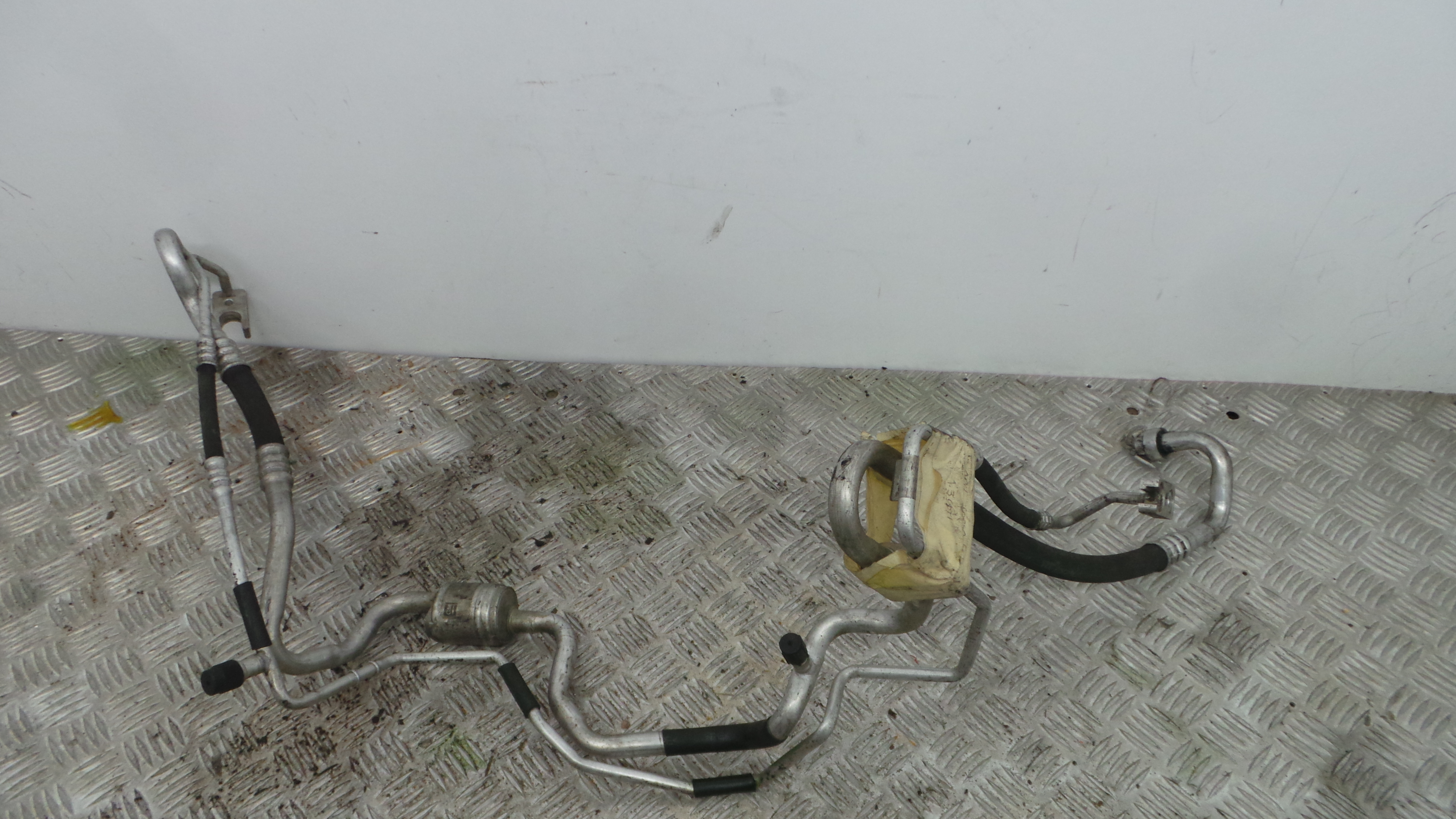 Tubos De Ar Condicionado 13114908 - OPEL CORSA C (X01)-33632313