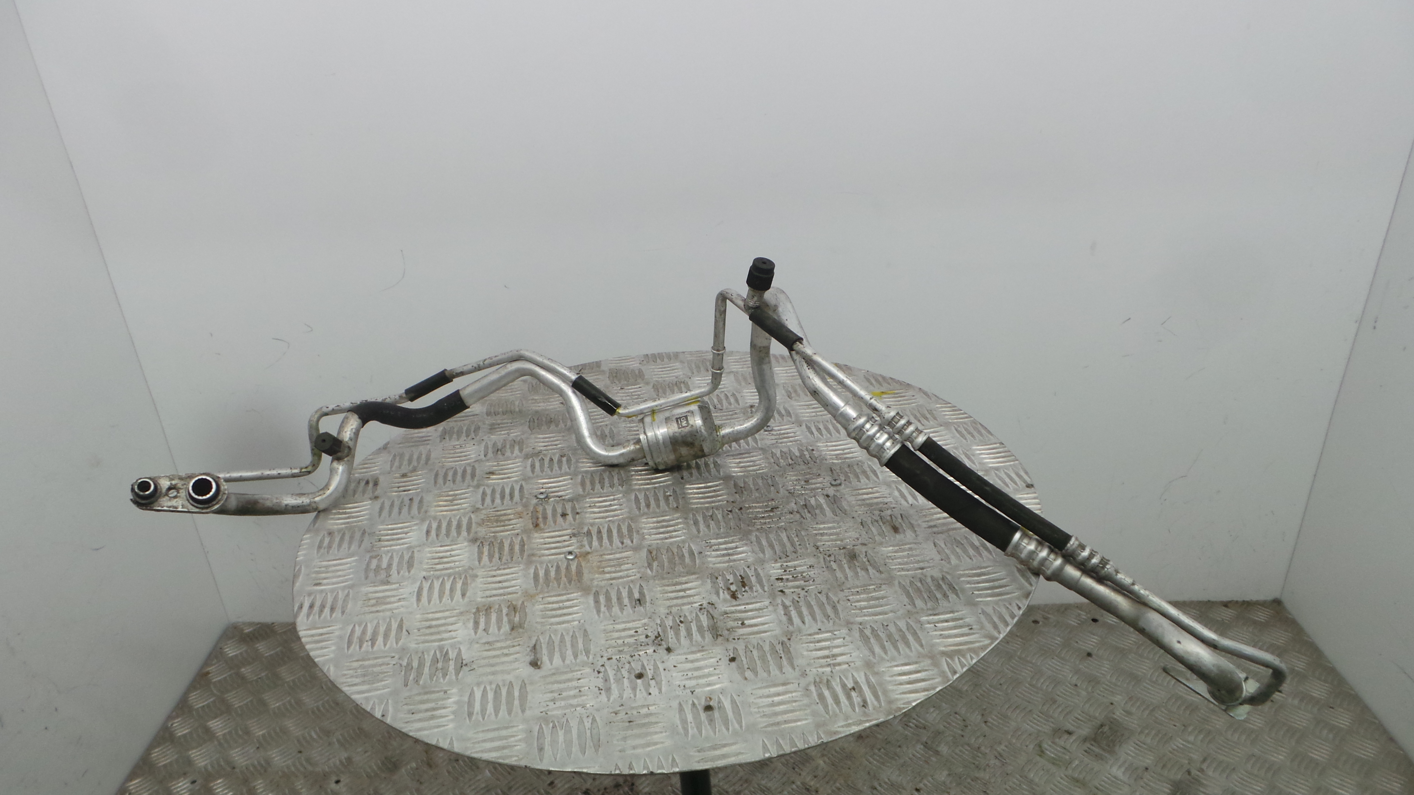 Tubos De Ar Condicionado 13114908 - OPEL CORSA C (X01)-33632334