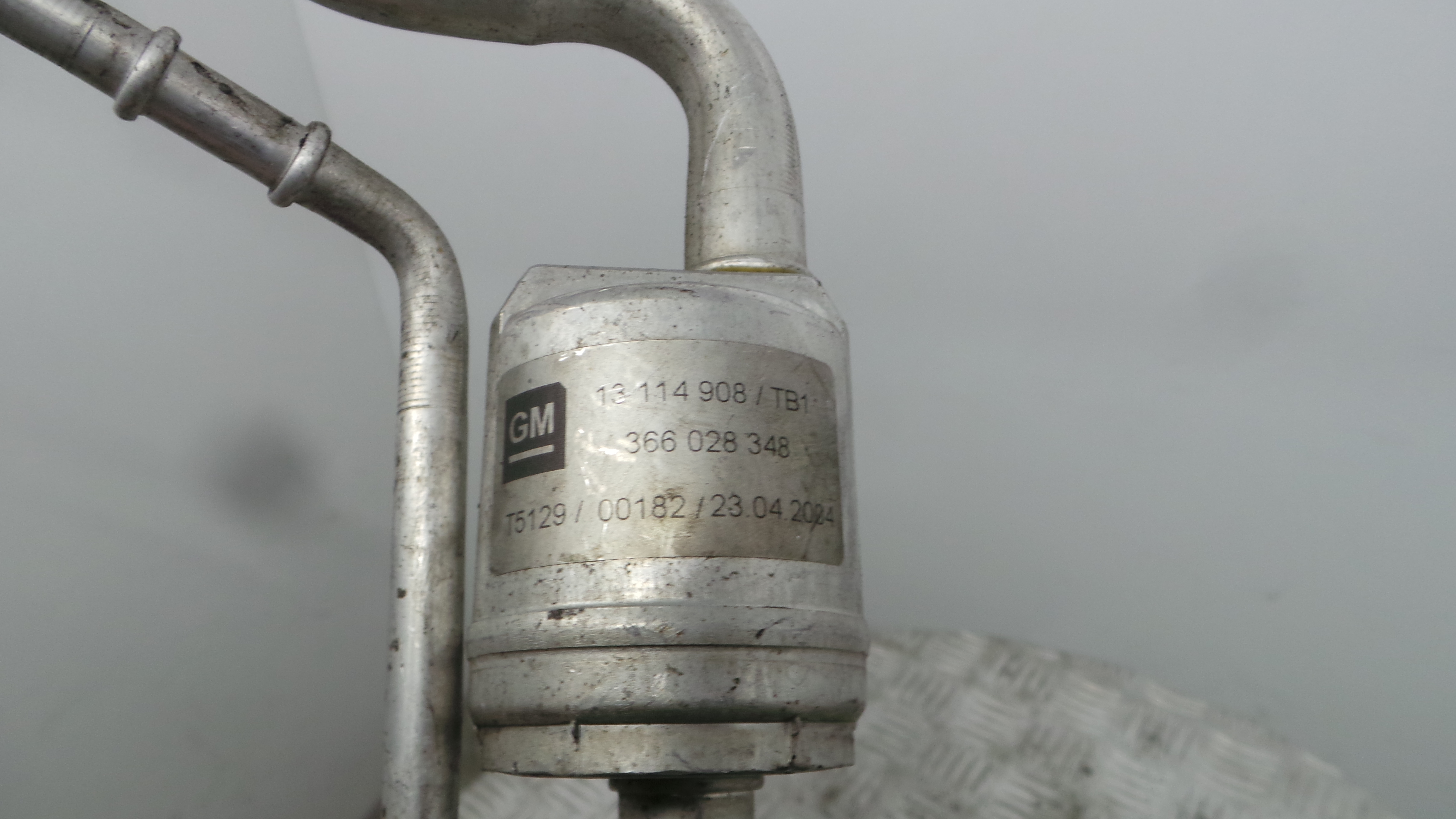 Tubos De Ar Condicionado 13114908 - OPEL CORSA C (X01)-33632348