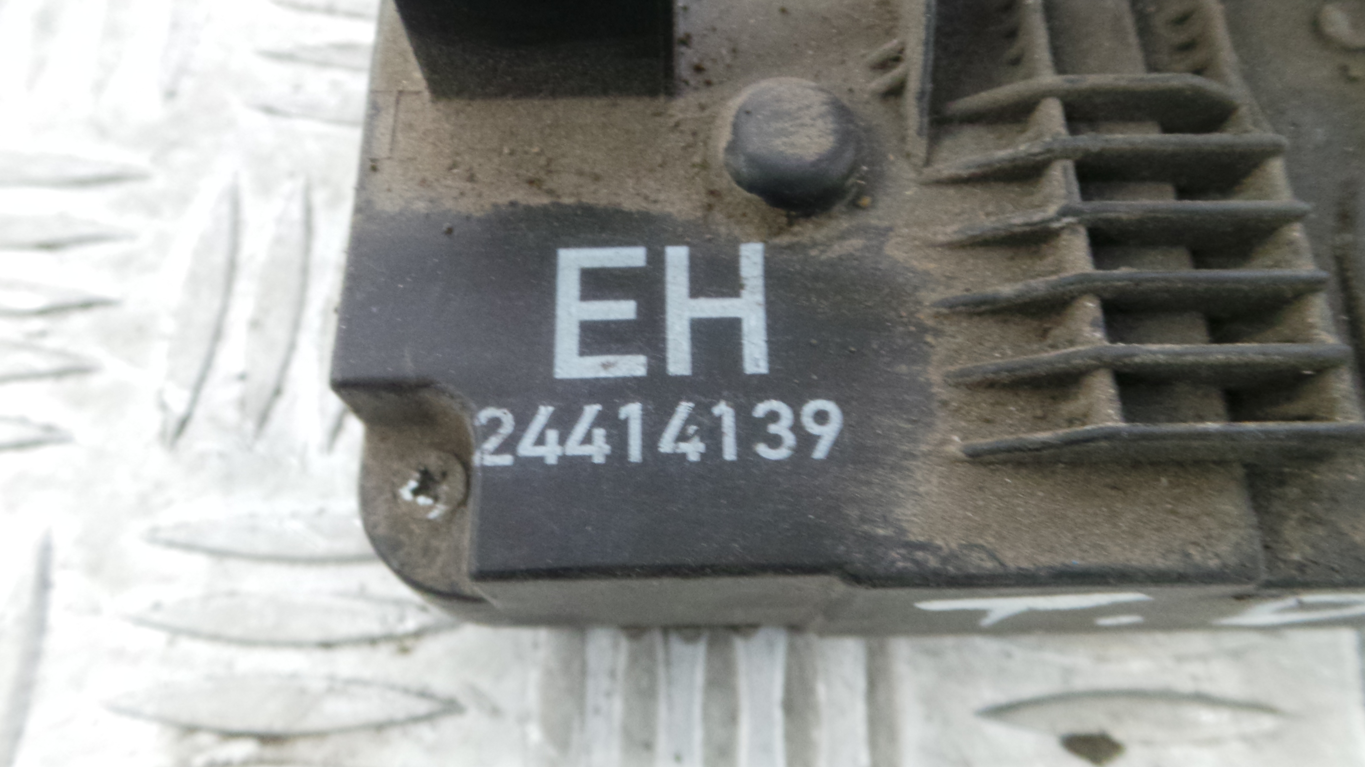 Fecho da Porta Trás Dto 24414139 - OPEL CORSA C (X01)-33632663