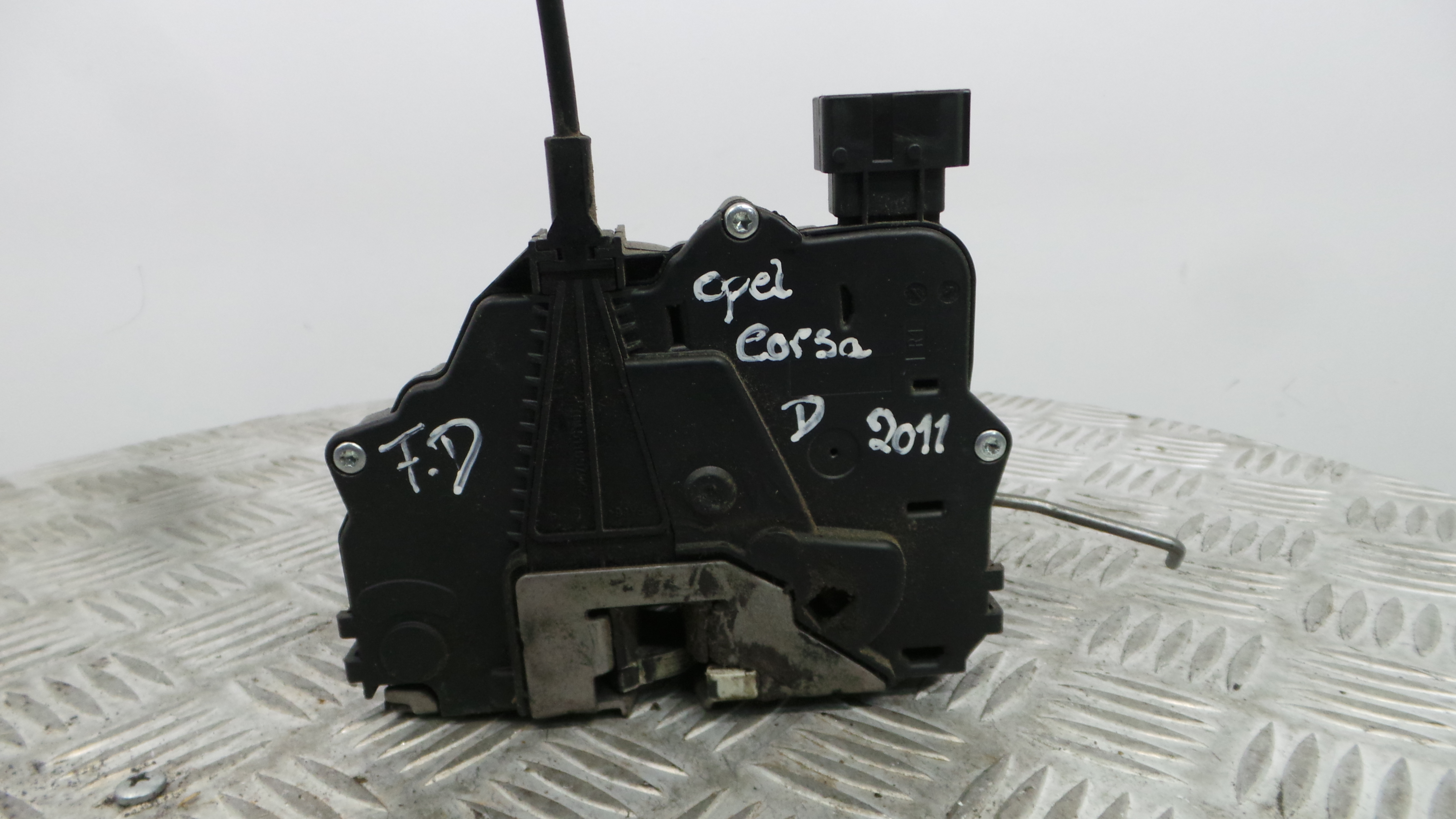 Fecho da Porta Frente Dto 13258274 - OPEL CORSA D (S07)-33632713