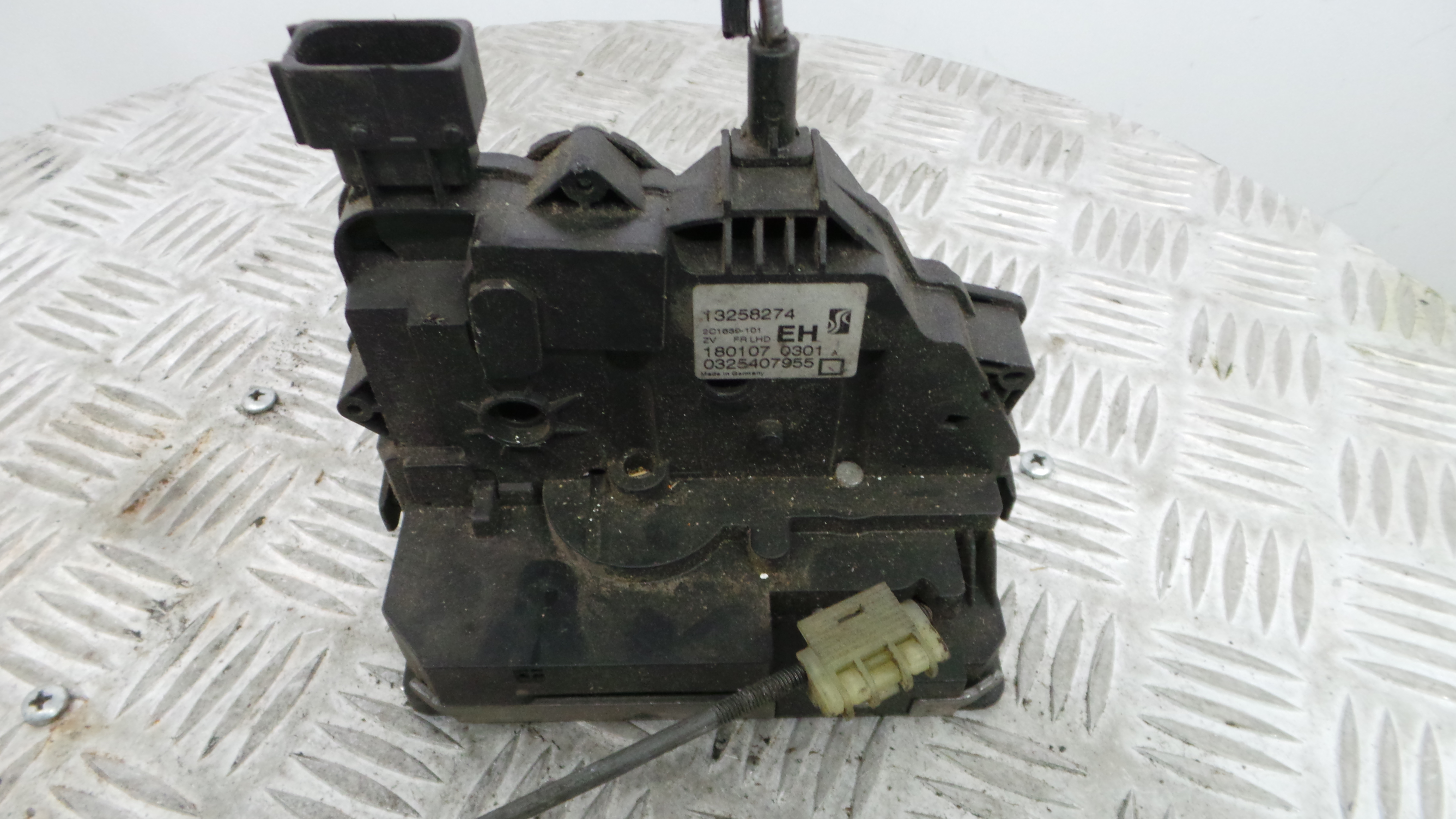 Fecho da Porta Dto 13258274 - OPEL CORSA D (S07)-33632726