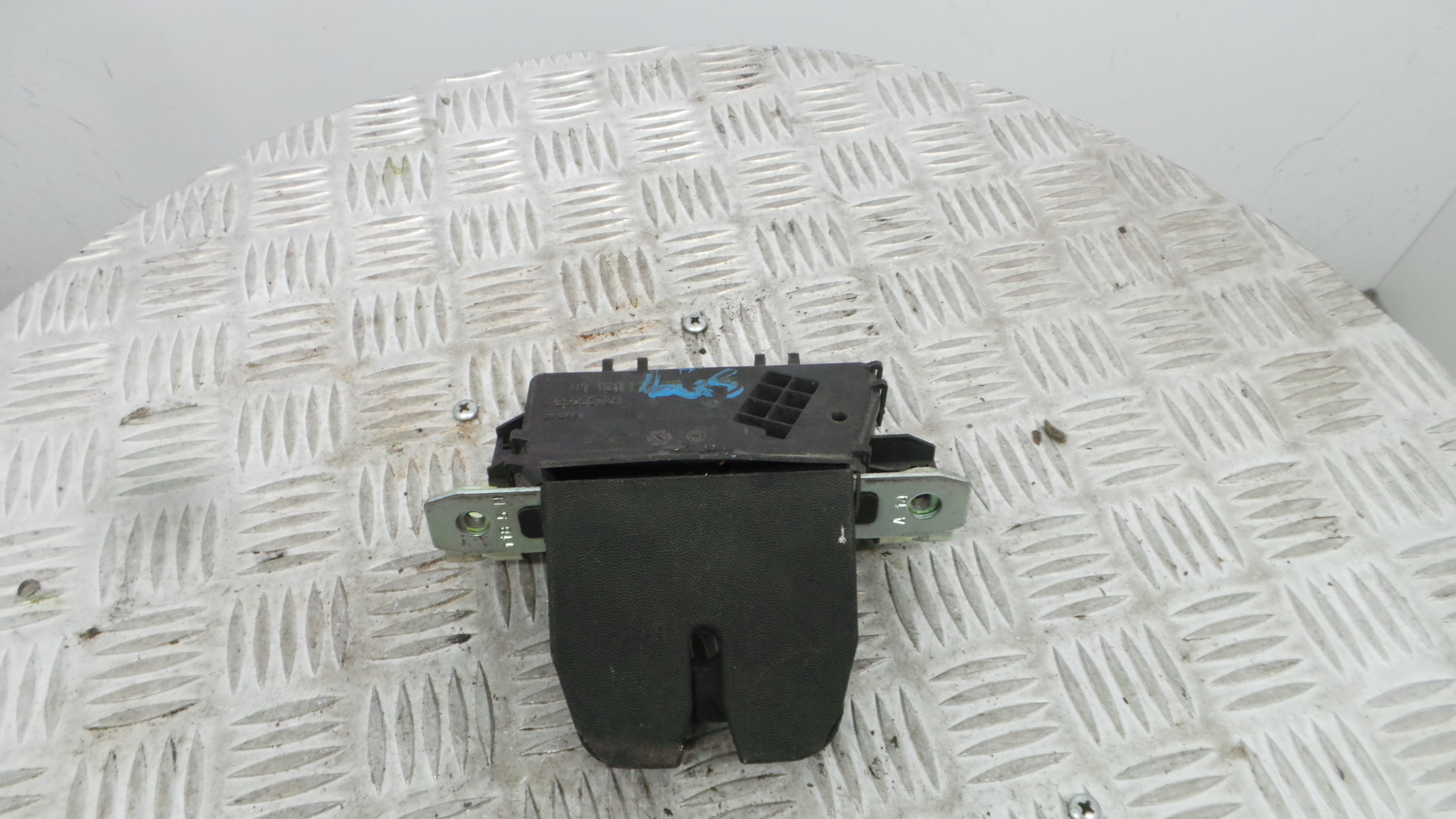 Fecho Mala 13117285 - OPEL ASTRA H (A04)-33632763