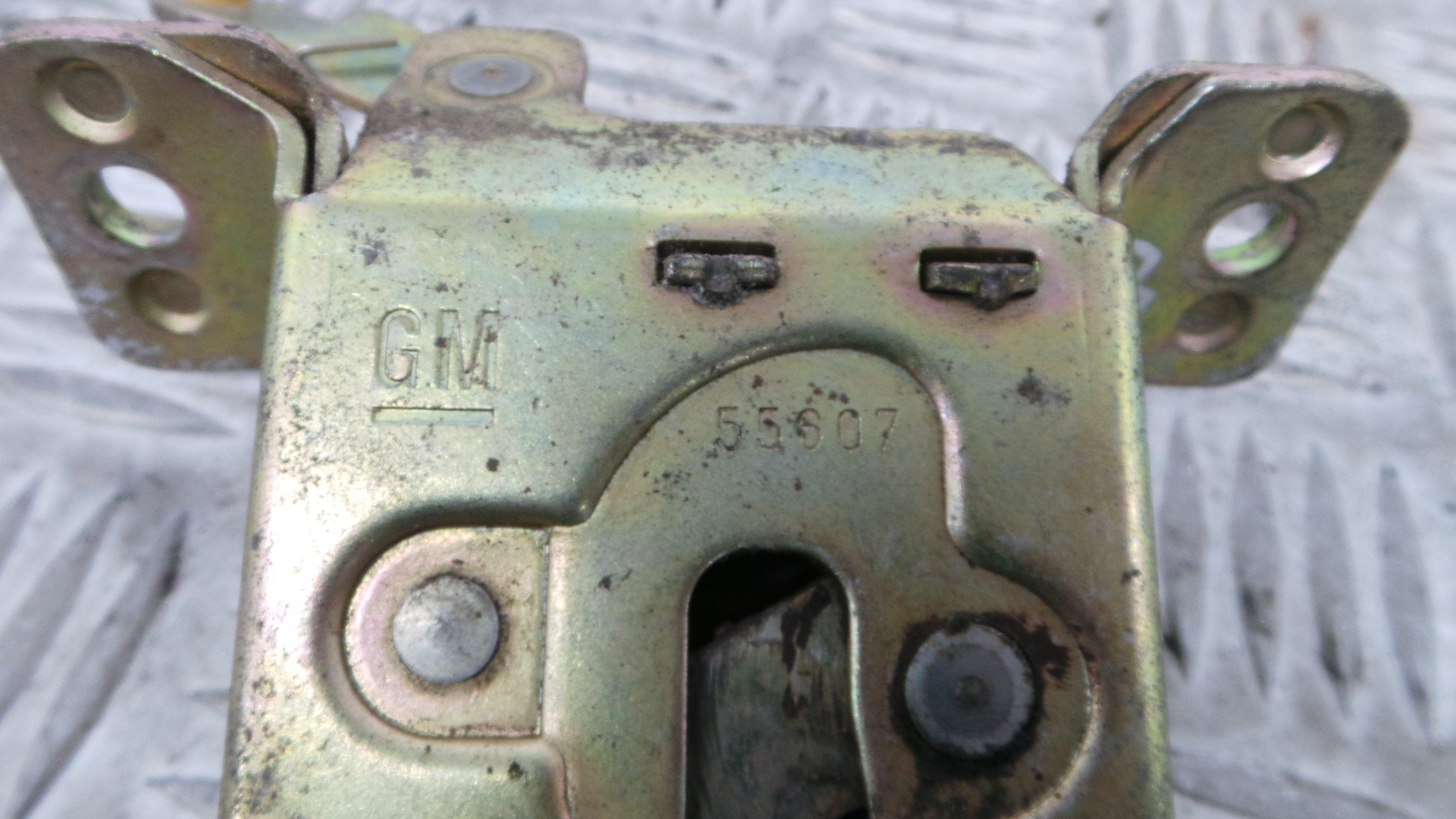 Fecho Mala  55607 - OPEL CORSA B (S93)-33632792