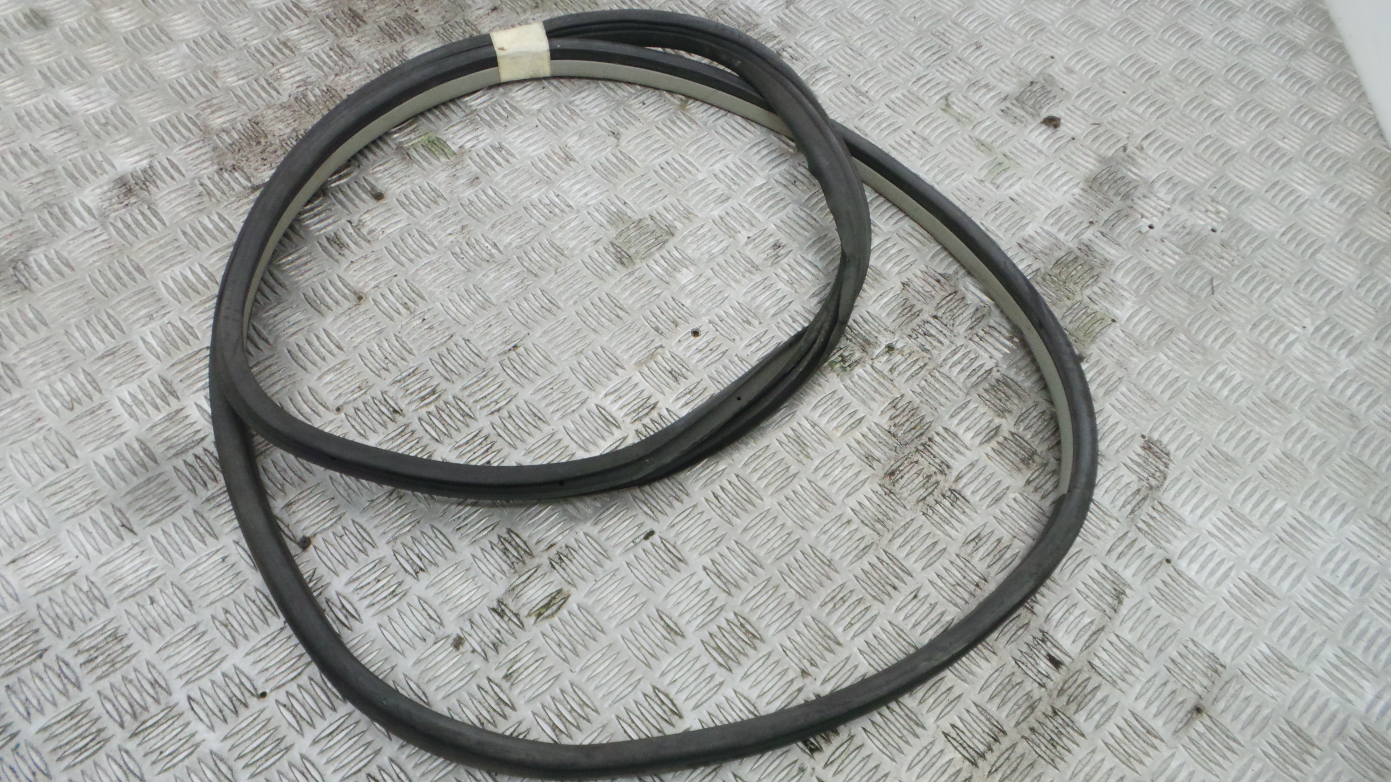 Borracha Porta Direita  - OPEL ASTRA H (A04)-33632799