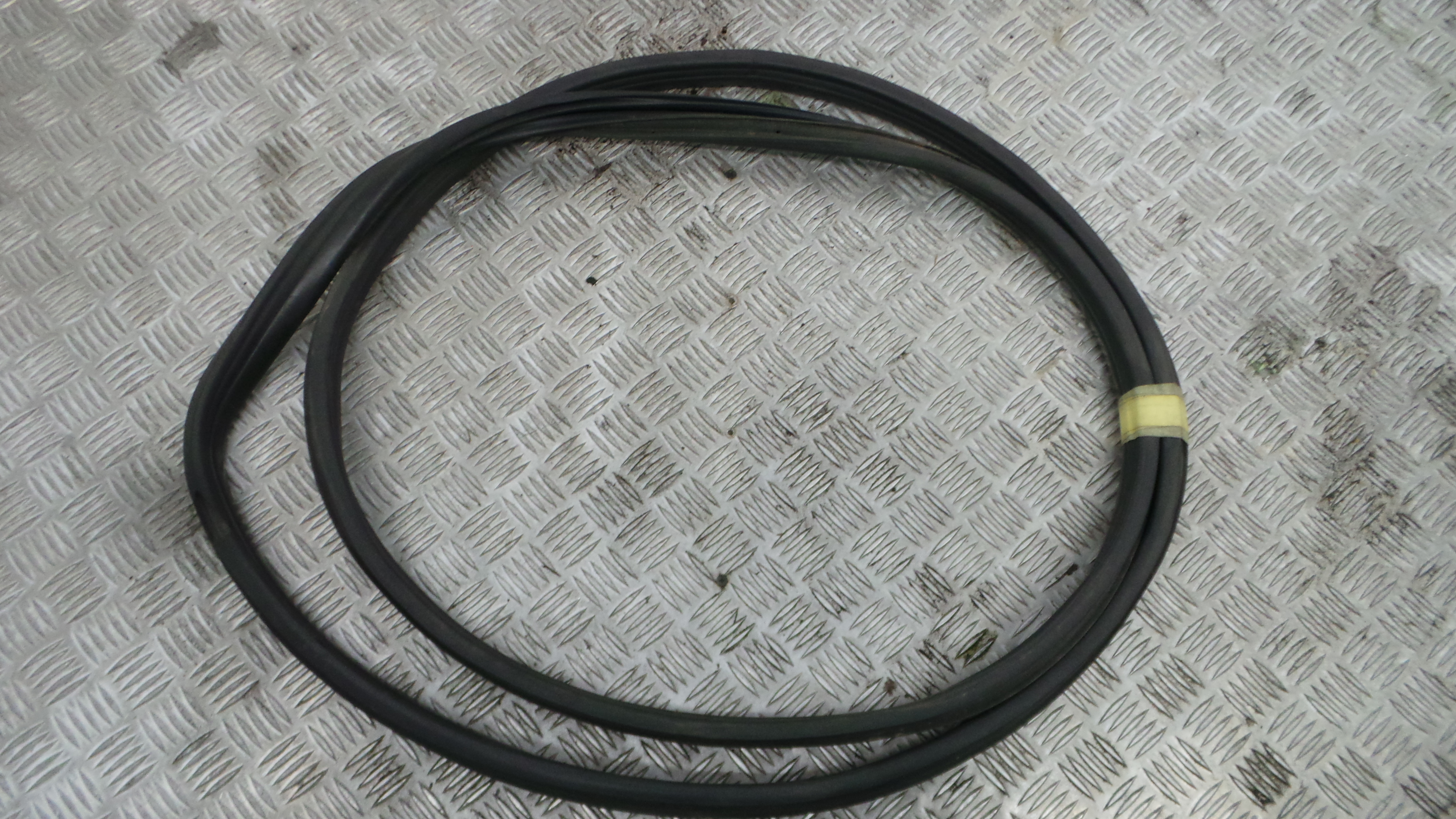 Borracha Porta Direita  - OPEL CORSA C (X01)-33632811